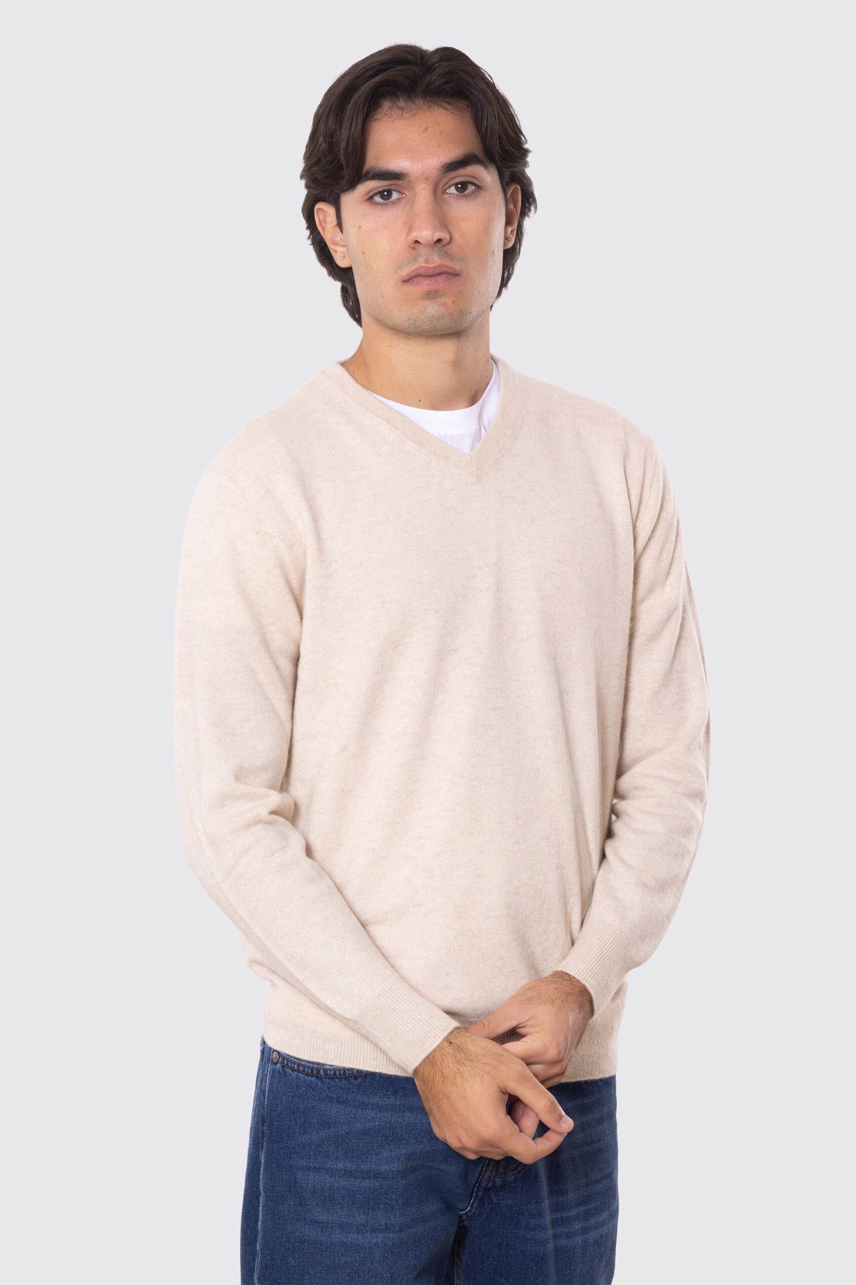 Maglione scollo a v panna 100% cashmere a tubolare tinta unita con elastici sulle maniche e sul fondo Finezza 12
