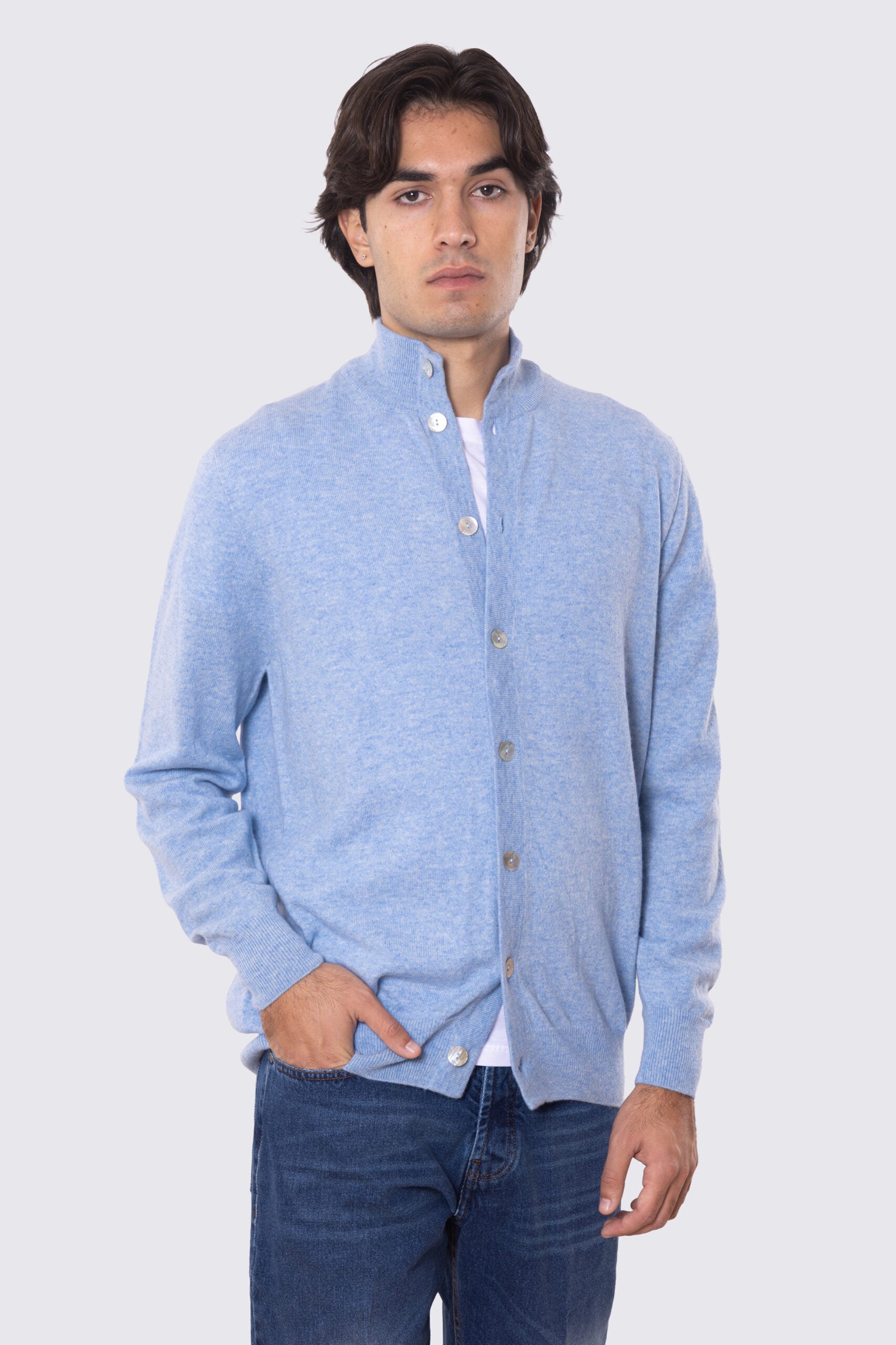 Cardigan collo alto con bottoni azzurro 100% cashmere a tubolare tinta unita con elastici sulle maniche e sul fondo Finezza 12