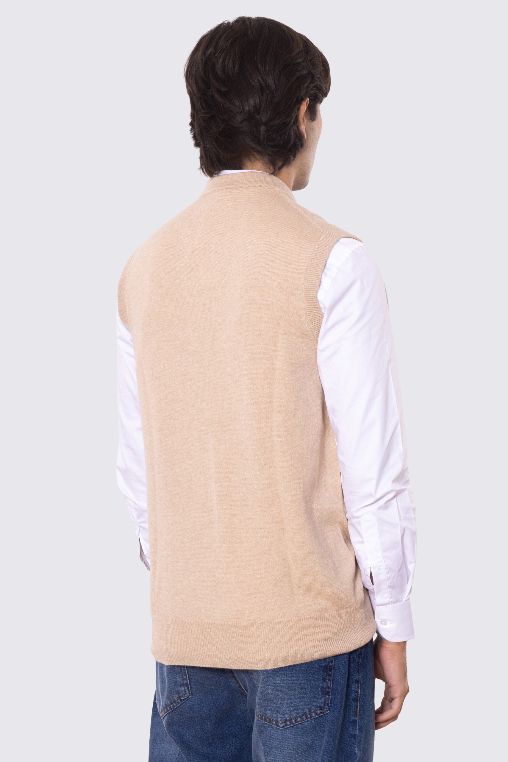 Cardigan Gilet scollo a v con bottoni color cammello 100% cashmere a tubolare tinta unita con elastici sul fondo Finezza 12