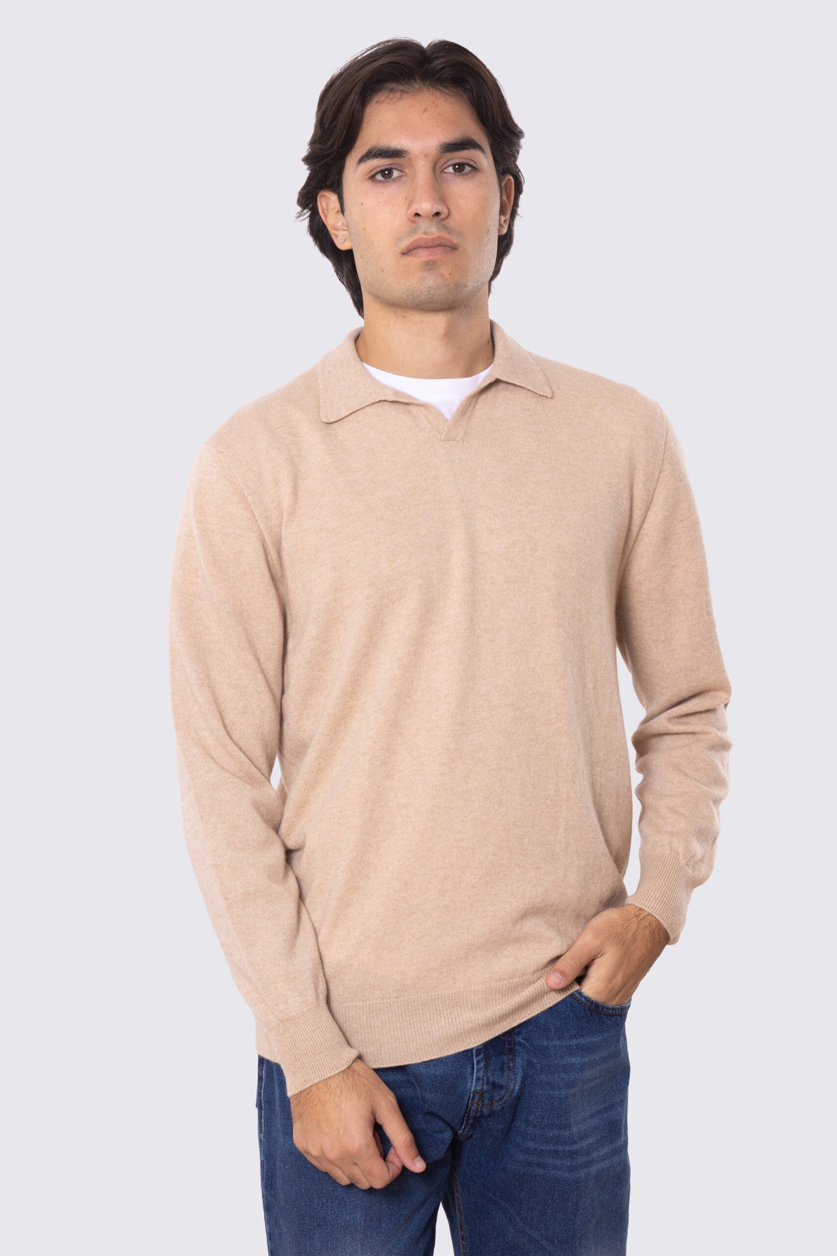 Maglione Collo camicia color cammello 100% cashmere a tubolare tinta unita con elastici sulle maniche e sul fondo Finezza 12