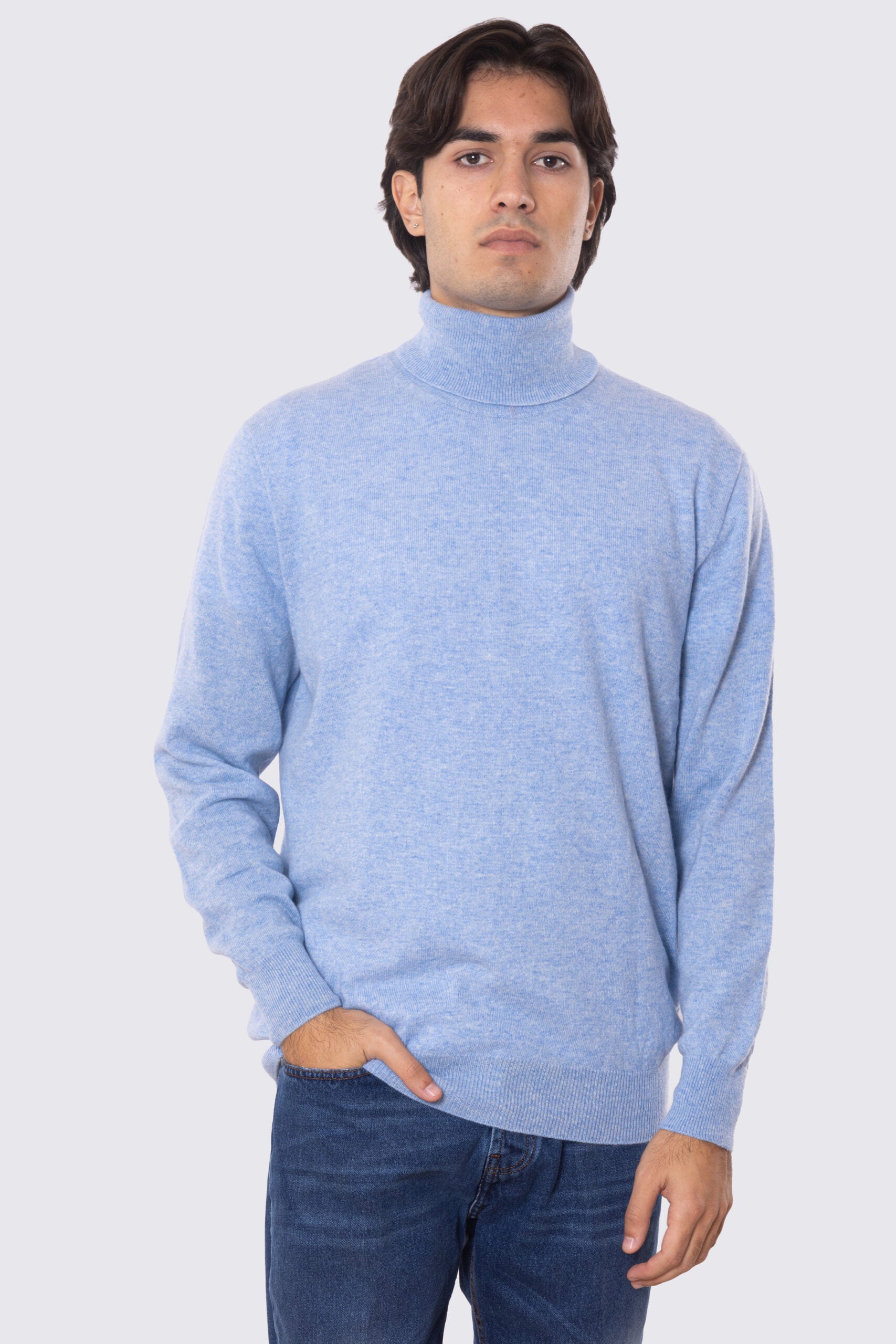 Dolcevita Celeste 100% cashmere a tubolare tinta unita con elastici sulle maniche e sul fondo Finezza 12