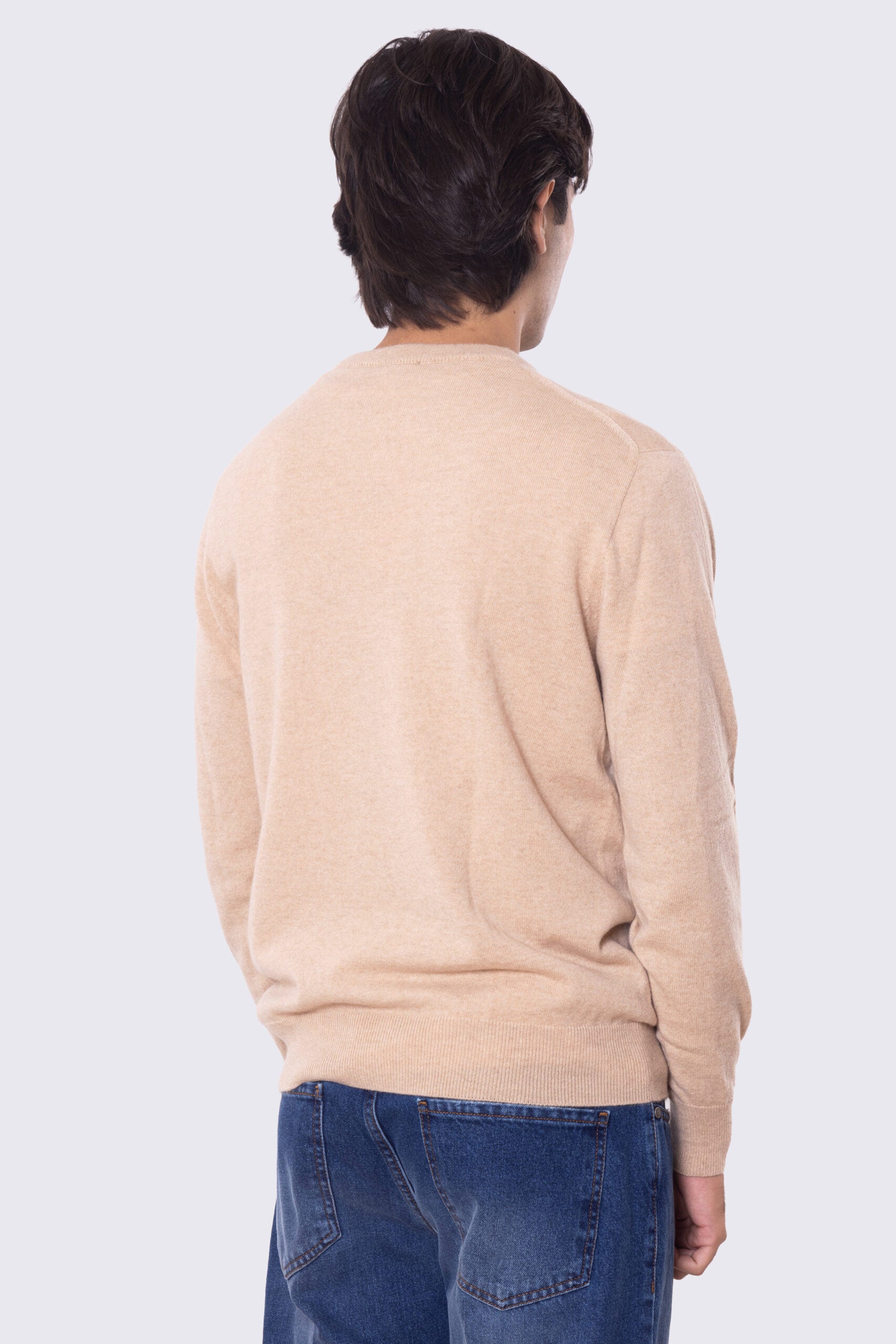 Maglione girocollo color cammello 100% cashmere a tubolare tinta unita con elastici sulle maniche e sul fondo Finezza 12