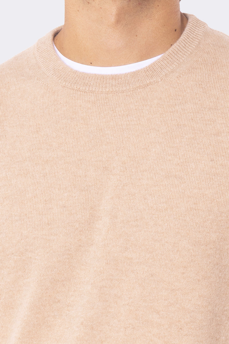 Maglione girocollo color cammello 100% cashmere a tubolare tinta unita con elastici sulle maniche e sul fondo Finezza 12