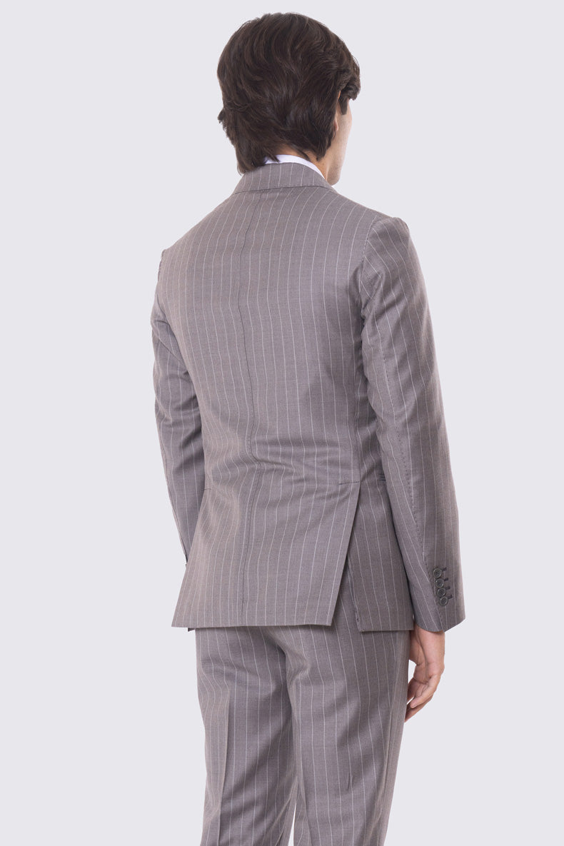 Abito tortora gessato bianco con giacca monopetto con rever a lancia 11cm tasche a filo e pantalone vita alta con fibbie laterali regolabili doppie pinces e risvolto 5cm 100% lana Flanella Carillo Drapers.