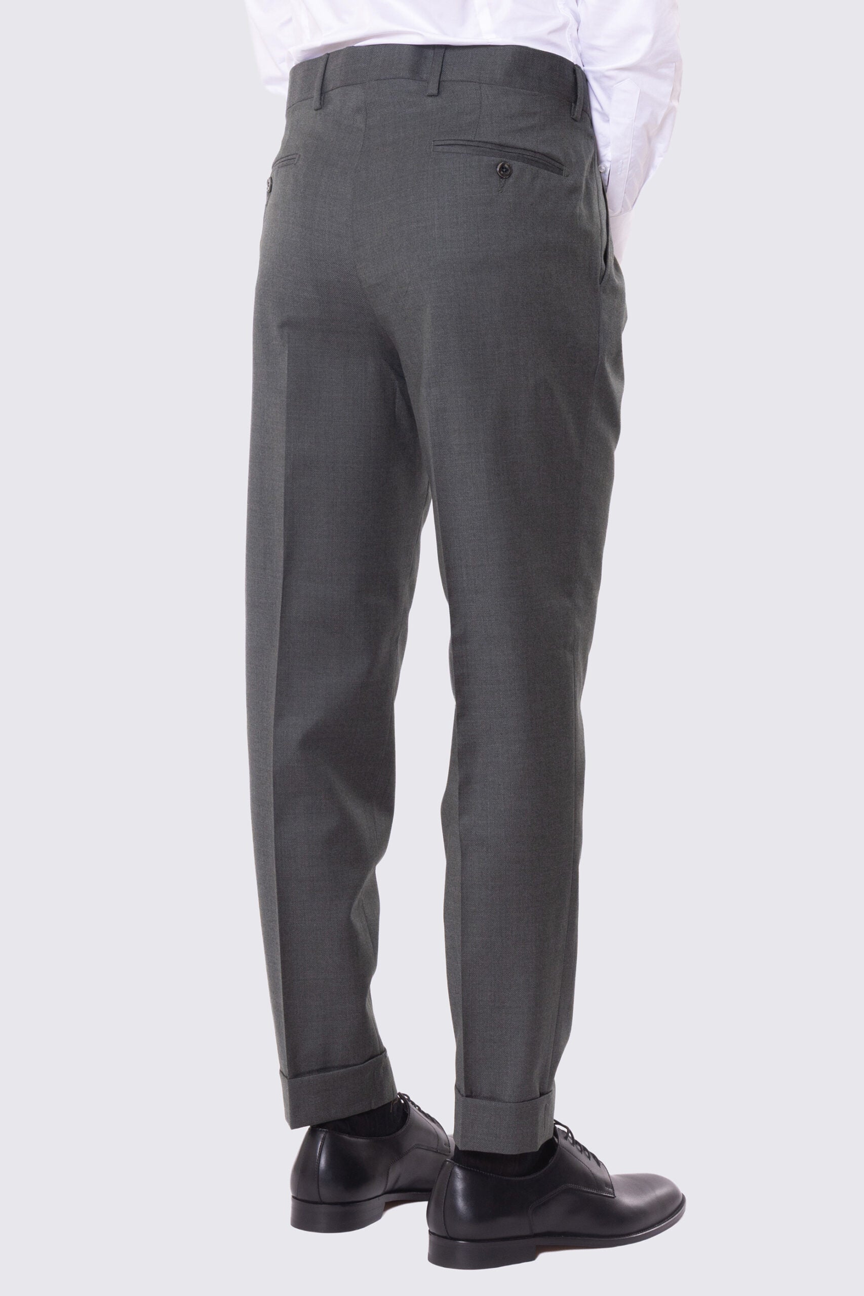 Abito verde con giacca Doppiopetto rever a lancia tasche a filo e pantalone vita alta con doppia pinces e risvolto 5cm 100% lana Flanella Carillo Drapers