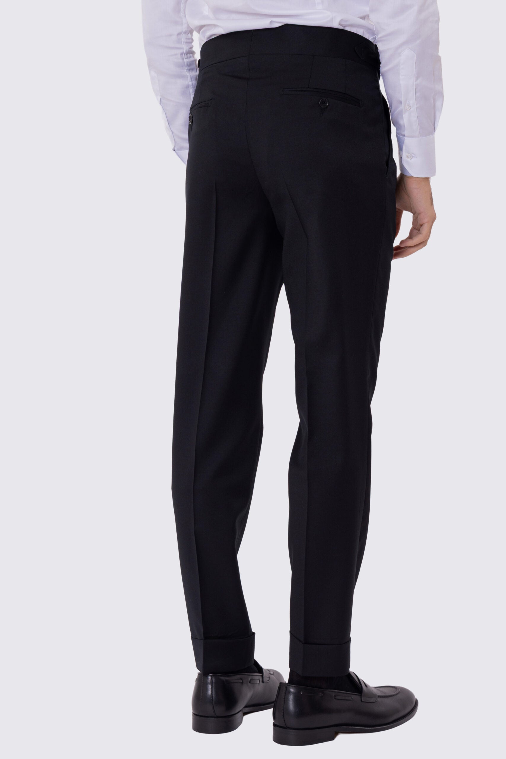 Abito uomo Monopetto nero fresco lana super 110's Tessuti in esclusiva Sartoria Carillo completamente sfoderato con Rever a lancia e tasche a filetto
