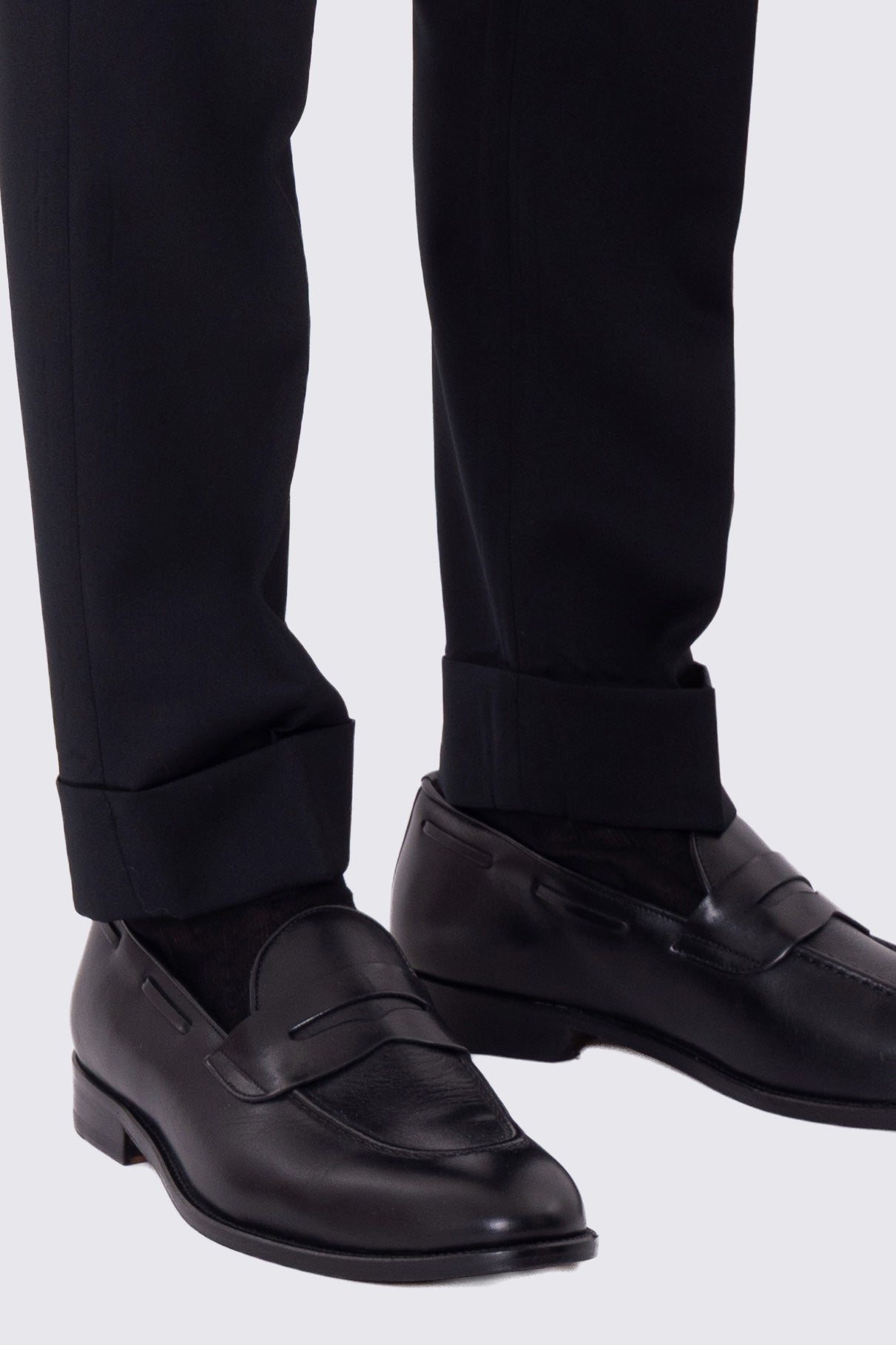 Abito uomo Doppiopetto nero fresco lana super 110's Tessuti in esclusiva Sartoria Carillo completamente sfoderato con Rever a lancia e tasche a filetto