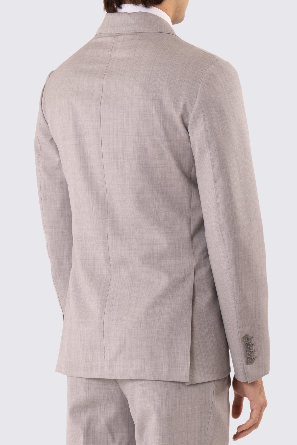 Abito uomo Monopetto grigio chiaro fresco lana super 110's Tessuti in esclusiva Sartoria Carillo completamente sfoderato con Rever a lancia e tasche a filetto