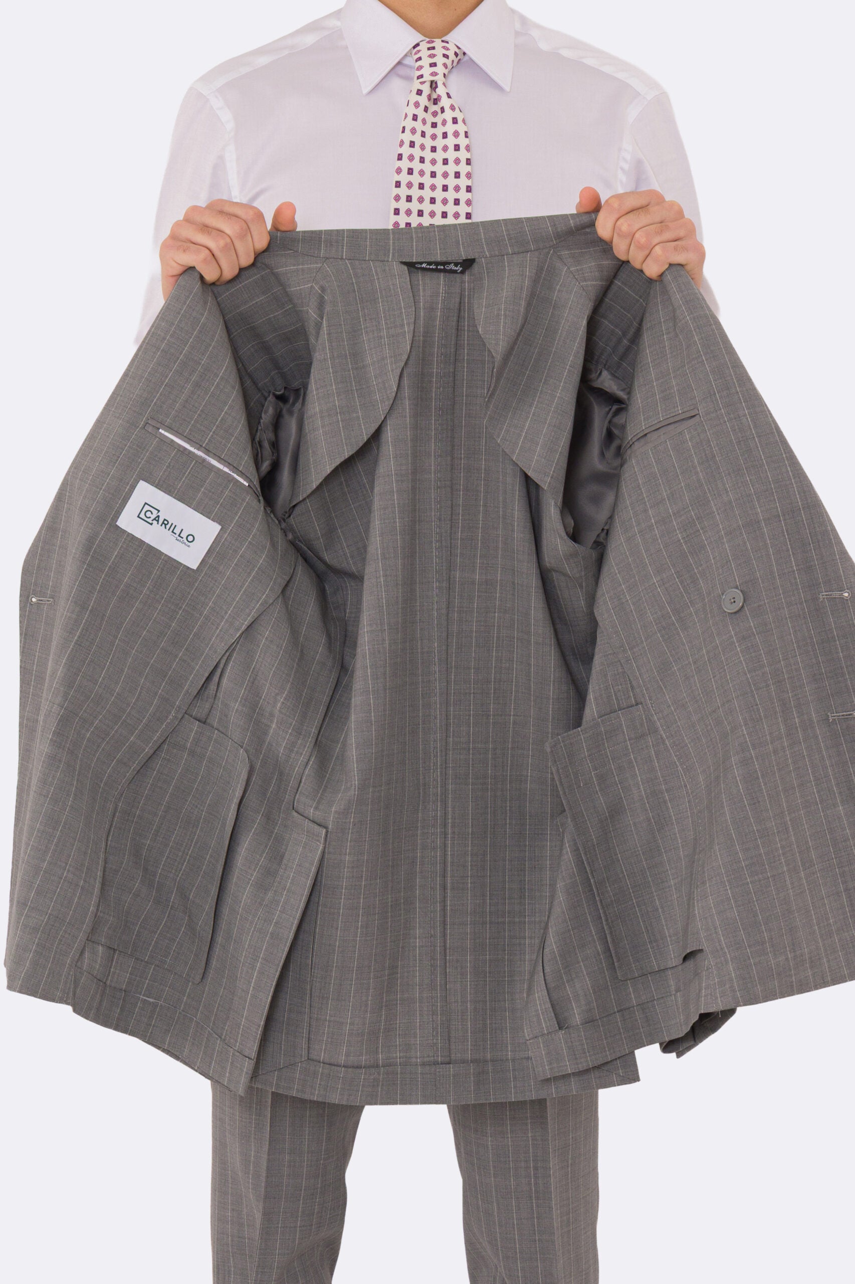 Abito uomo Doppiopetto grigio gessato bianco fresco lana super 110's Tessuti in esclusiva Sartoria Carillo completamente sfoderato con Rever a lancia e tasche a filetto
