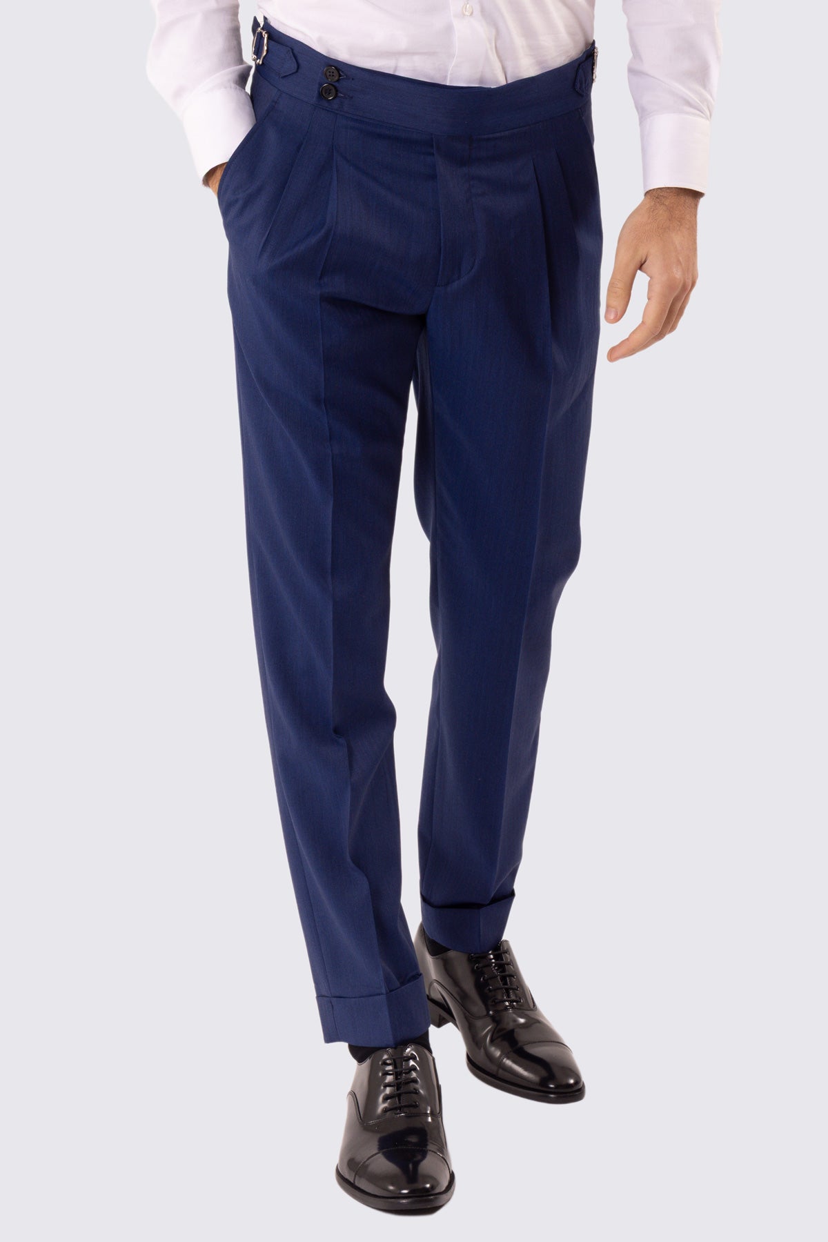 Abito uomo Monopetto blu Solaro fresco lana super 110's Tessuti in esclusiva Sartoria Carillo completamente sfoderato con Rever a lancia e tasche a filetto