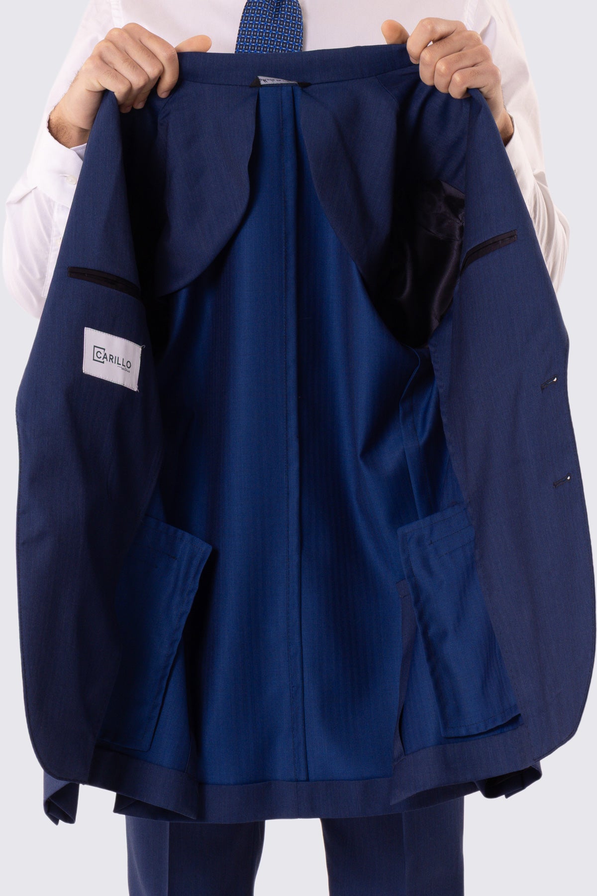 Abito uomo Monopetto blu Solaro fresco lana super 110's Tessuti in esclusiva Sartoria Carillo completamente sfoderato con Rever a lancia e tasche a filetto