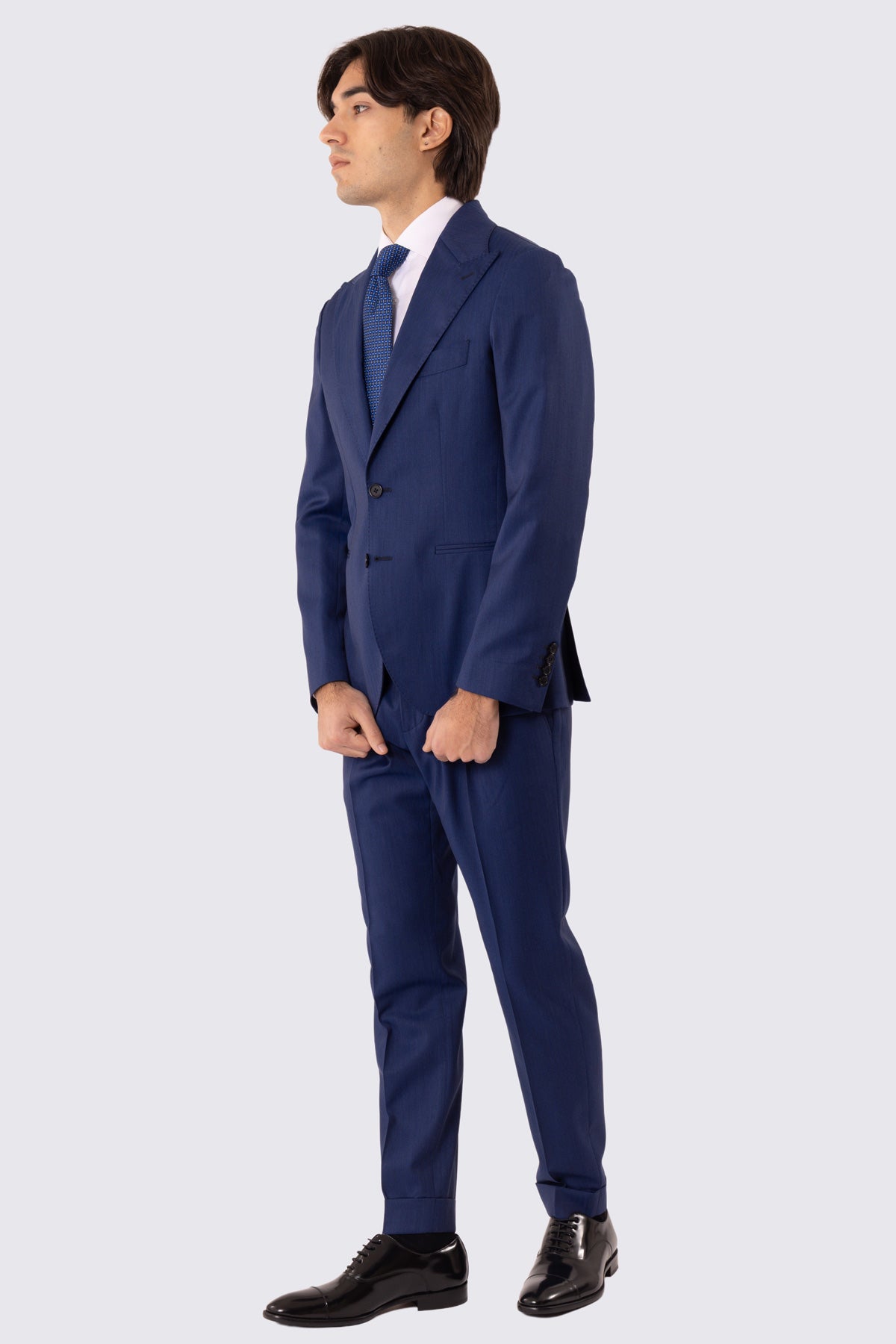 Abito uomo Monopetto blu Solaro fresco lana super 110's Tessuti in esclusiva Sartoria Carillo completamente sfoderato con Rever a lancia e tasche a filetto
