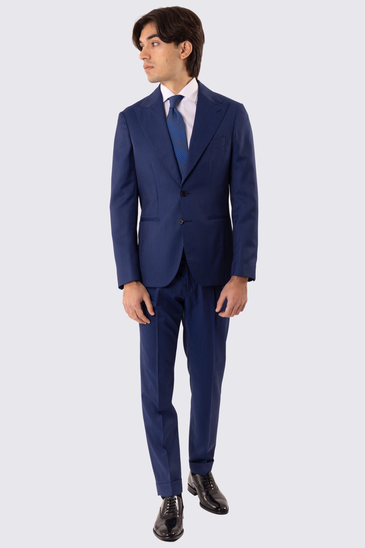 Abito uomo Monopetto blu Solaro fresco lana super 110's Tessuti in esclusiva Sartoria Carillo completamente sfoderato con Rever a lancia e tasche a filetto