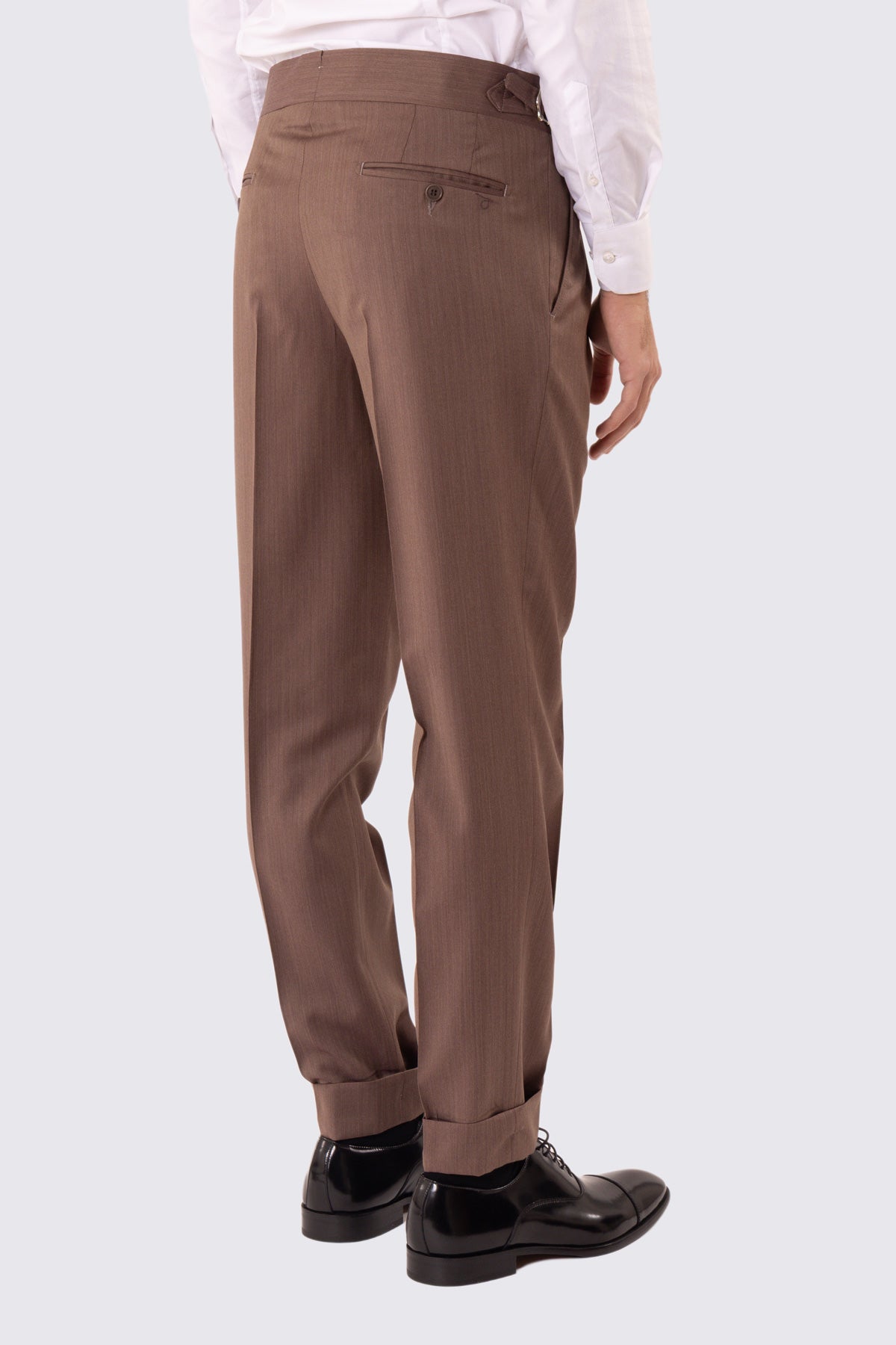 Abito uomo Monopetto Marrone Solaro fresco lana super 110's Tessuti in esclusiva Sartoria Carillo completamente sfoderato con Rever a lancia e tasche a filetto