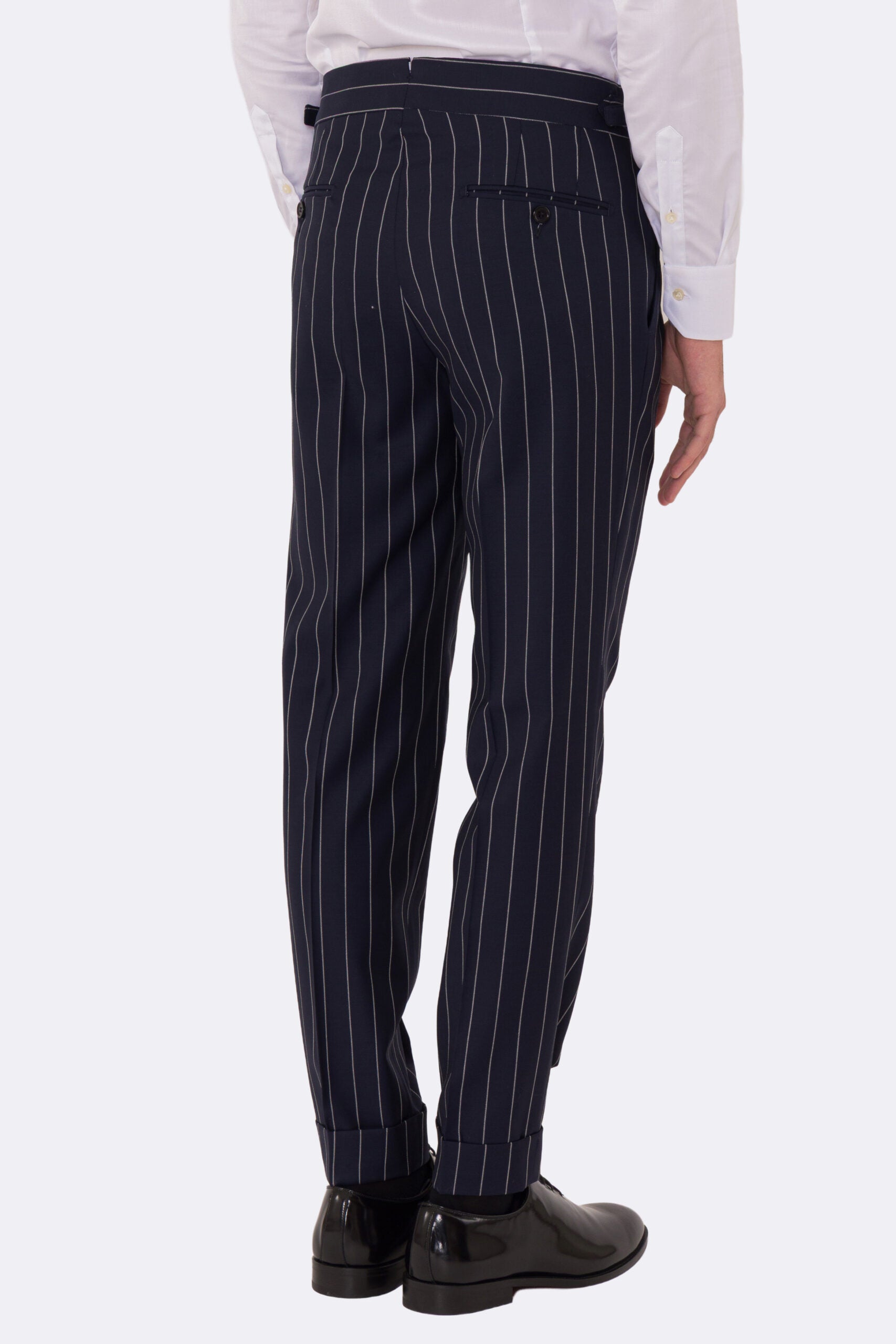 Abito uomo Monopetto Blu gessato fresco lana super 130's double twisted Tessuti Aristo Napoli completamente sfoderato con Rever a lancia e tasche a filetto