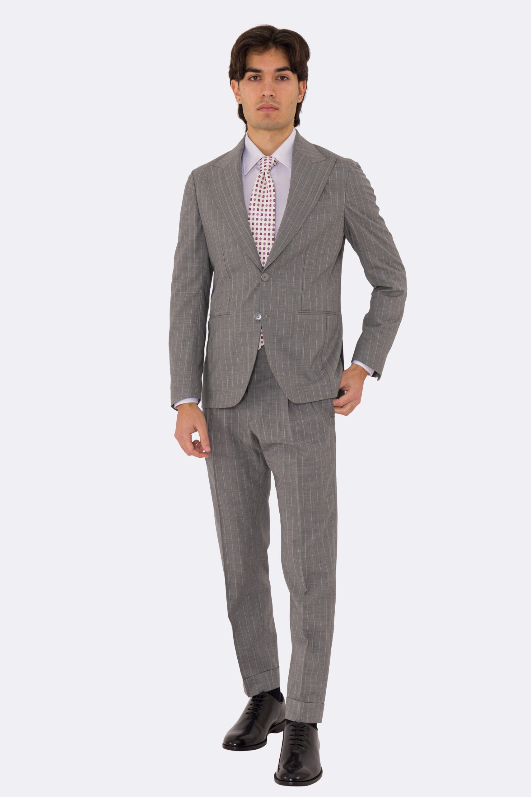 Abito uomo Monopetto Grigio gessato fresco lana super 130's double twisted Tessuti Aristo Napoli completamente sfoderato con Rever a lancia e tasche a filetto
