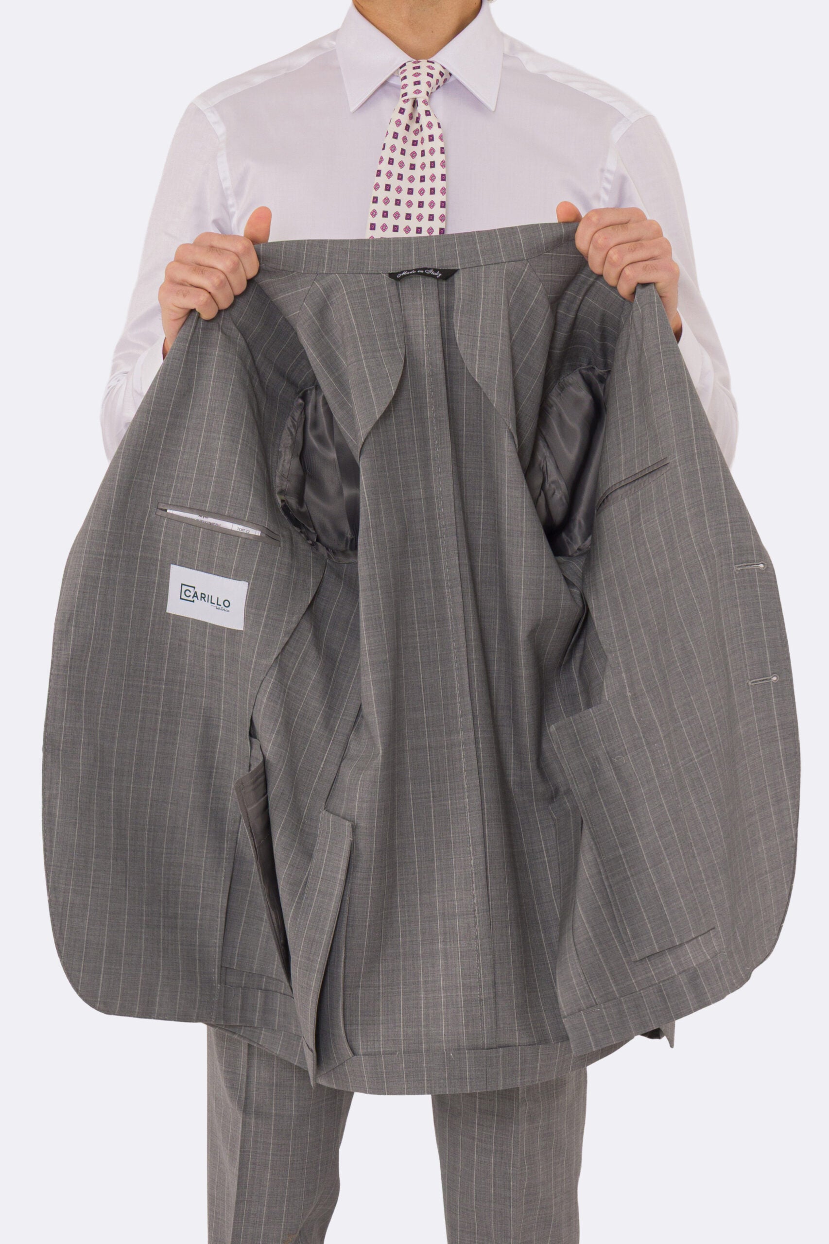 Abito uomo Monopetto Grigio gessato fresco lana super 130's double twisted Tessuti Aristo Napoli completamente sfoderato con Rever a lancia e tasche a filetto