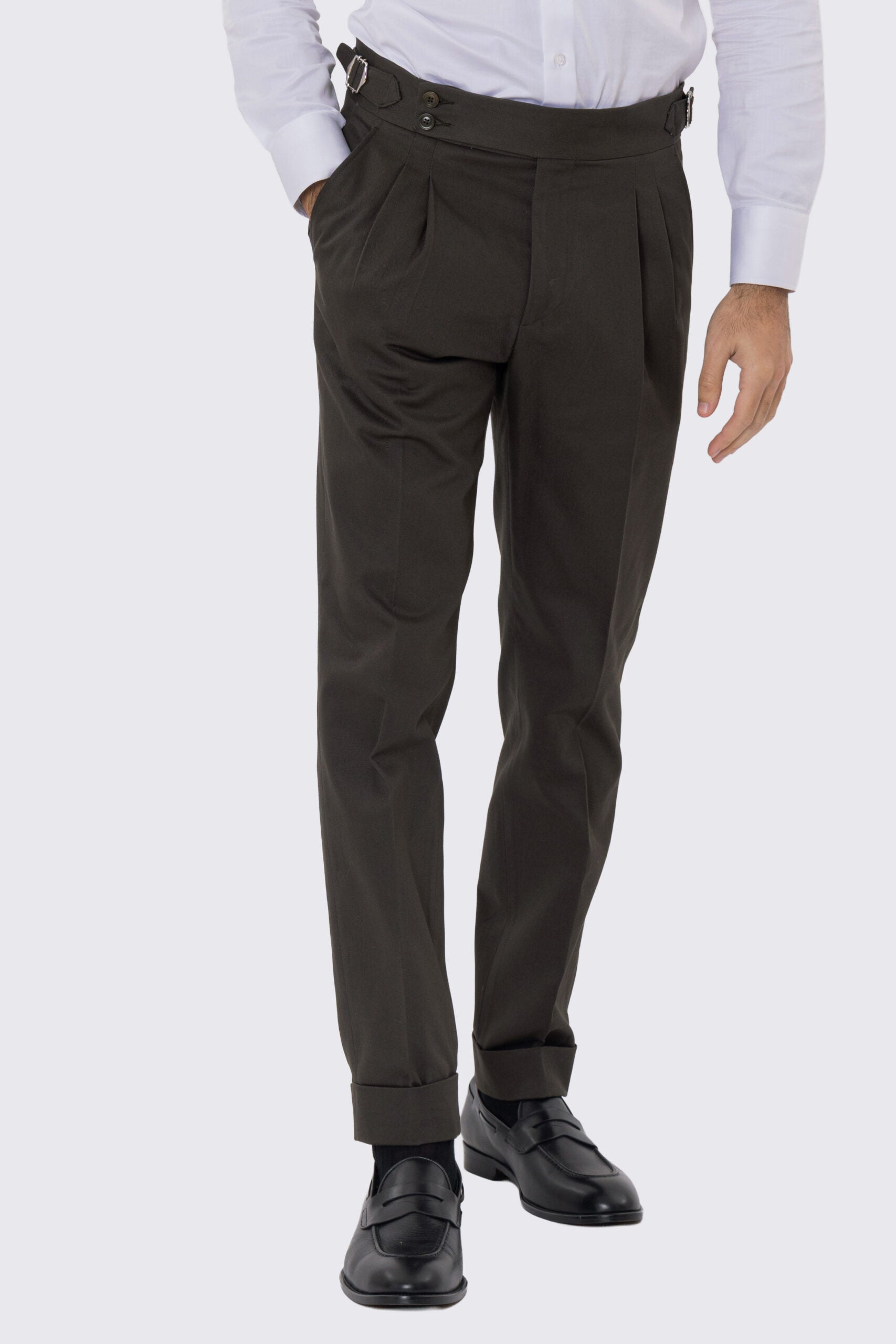 Pantalone uomo Verde militare vita alta con fibbie laterali e doppia pinces tasca america in cotone 290gr invernale risvolto 5cm made in italy