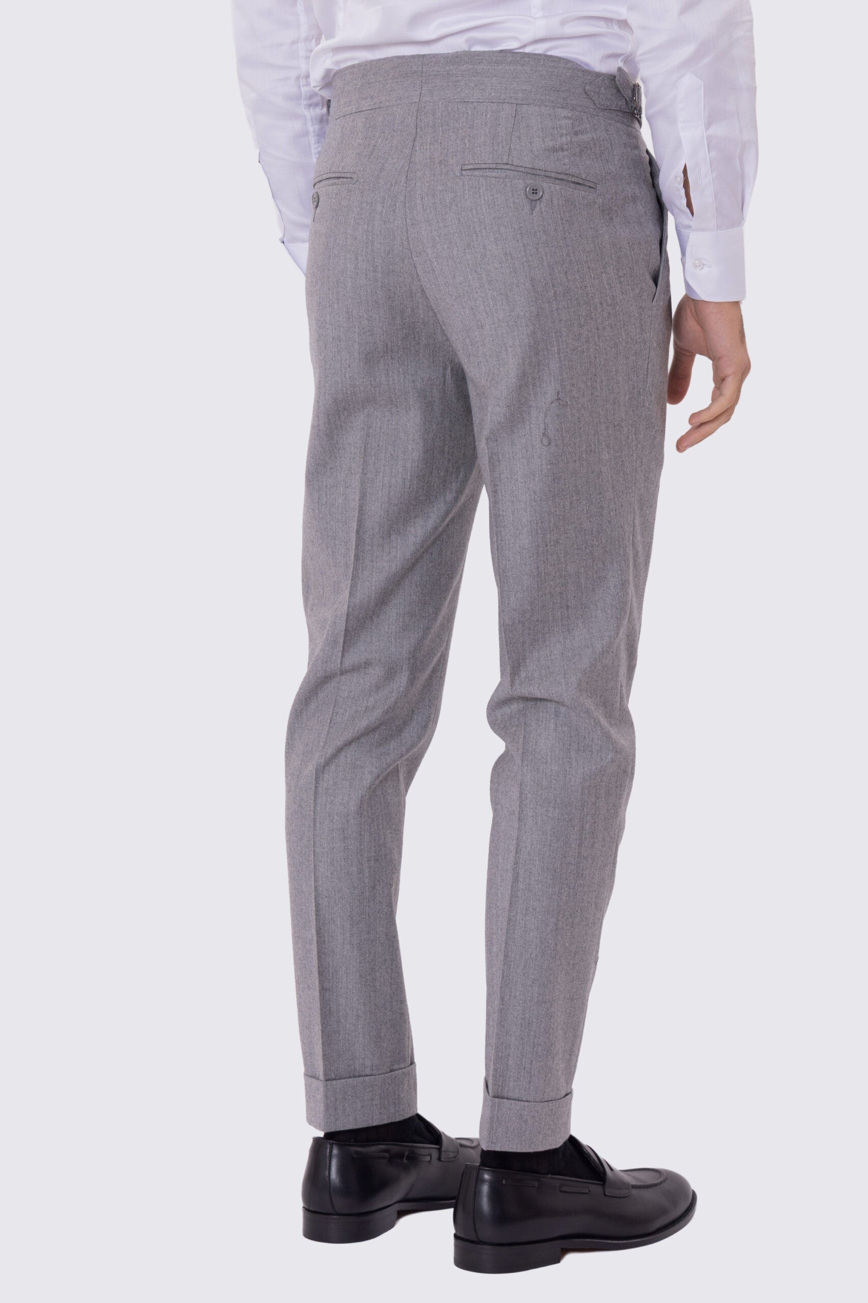 Pantalone uomo grigio vita alta con fibbie laterali e doppia pinces tasca america in lana flanella mista 290gr invernale risvolto 5cm made in italy