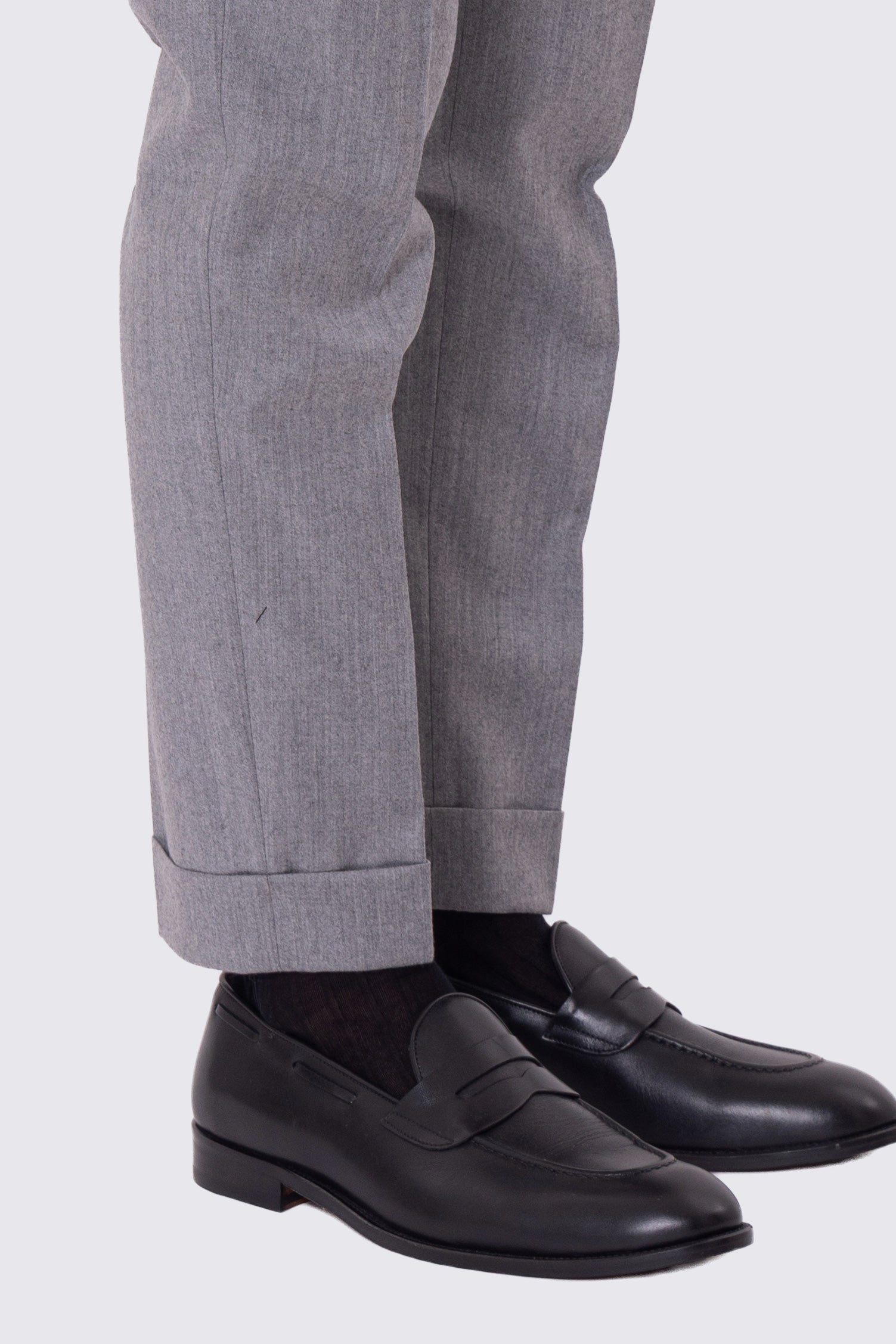 Pantalone uomo grigio vita alta con fibbie laterali e doppia pinces tasca america in lana flanella mista 290gr invernale risvolto 5cm made in italy