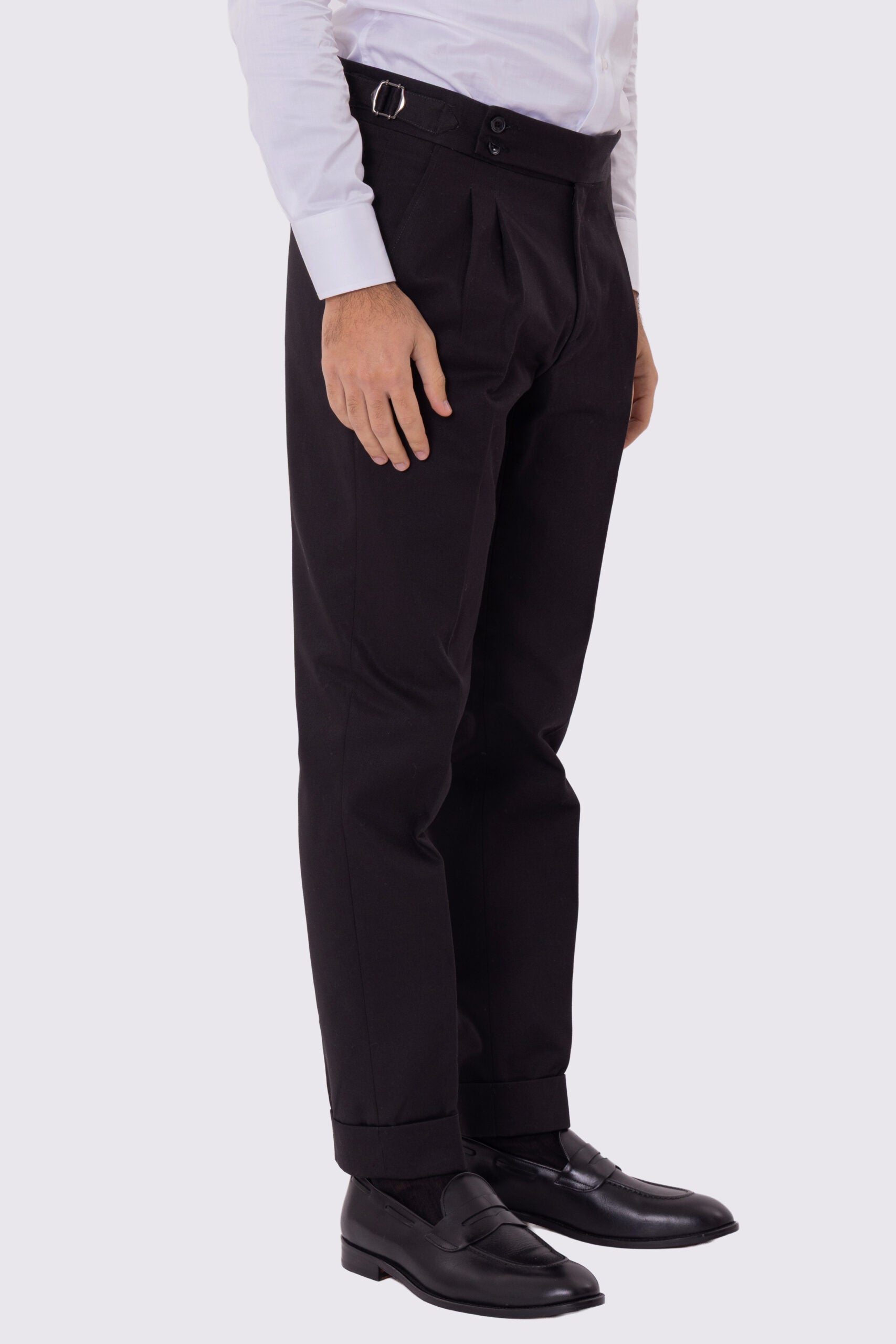 Pantalone uomo Nero vita alta con fibbie laterali e doppia pinces tasca america in lana flanella mista 290gr invernale risvolto 5cm made in italy