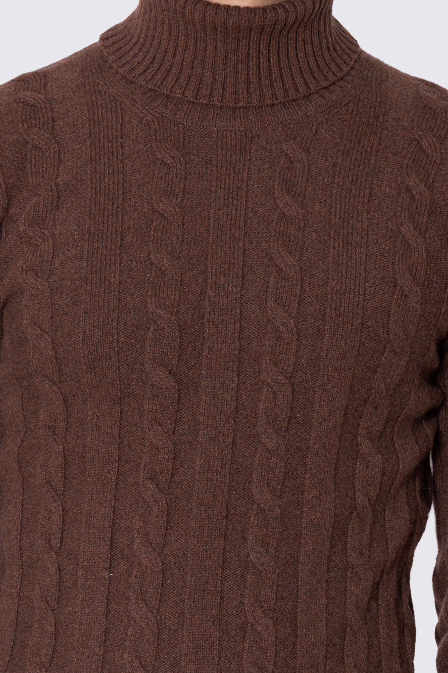 Dolcevita marrone in lana grossa e cashmere con treccia costruzione tubolare senza cuciture rifinito a mano Finezza 7