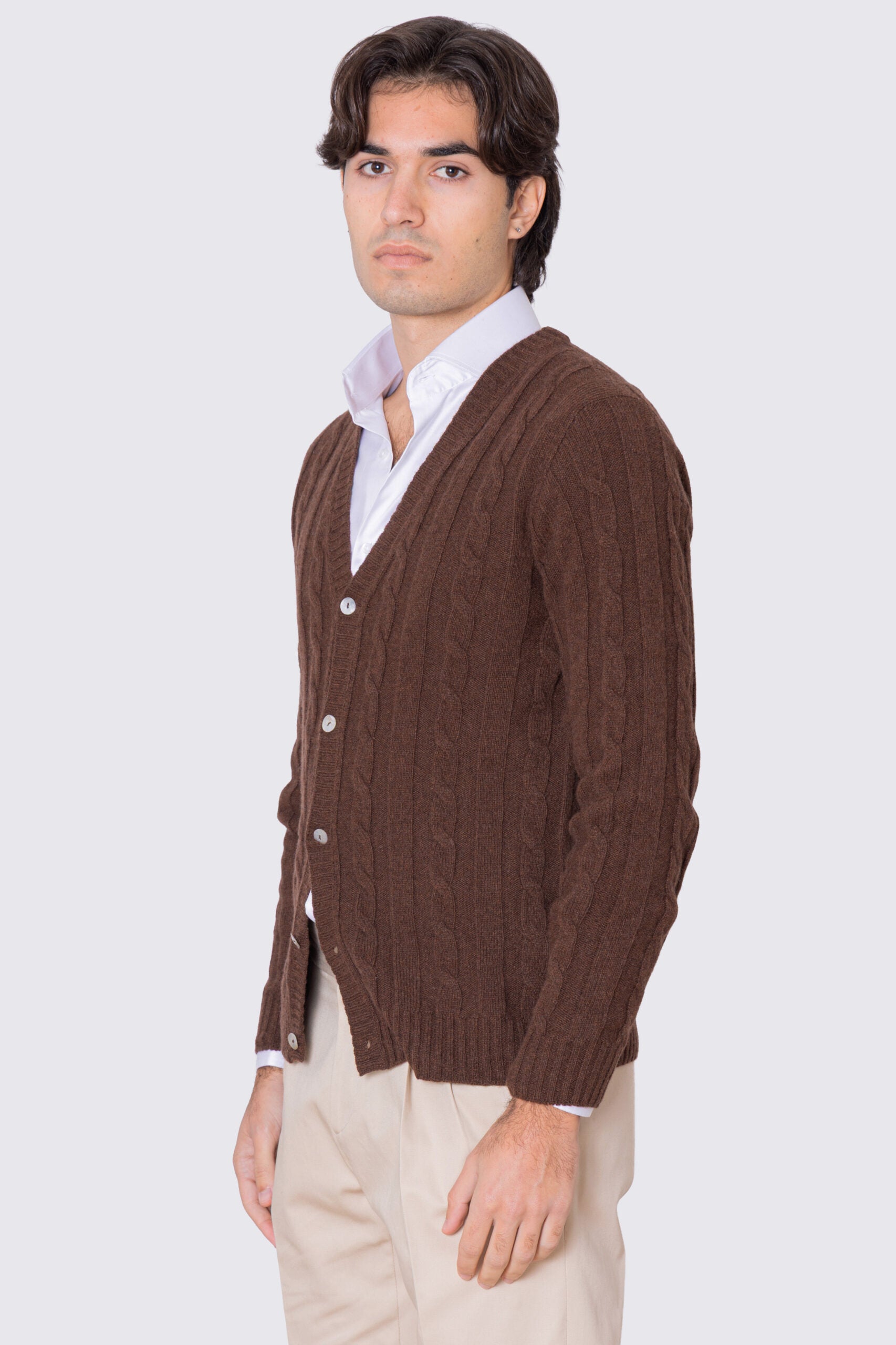 Cardigan Marrone in lana grossa e cashmere 5 bottoni con treccia costruzione tubolare senza cuciture rifinito a mano Finezza 7