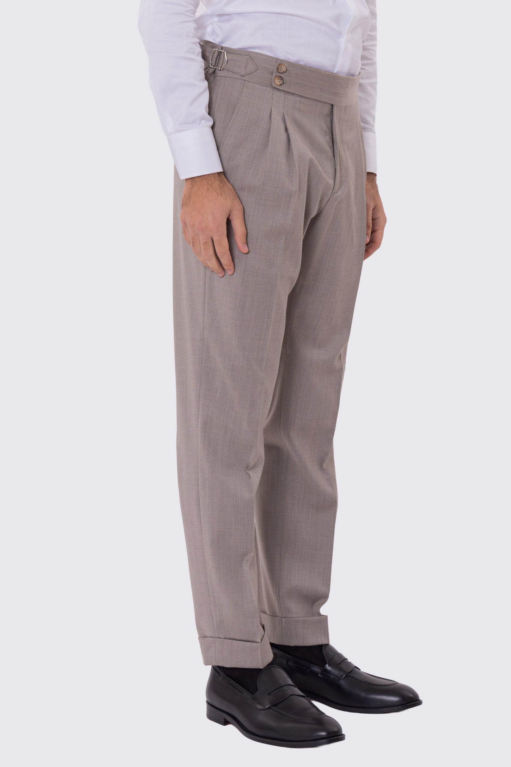 Pantalone uomo Tortora vita alta con fibbie laterali e doppia pinces tasca america in lana flanella mista 290gr invernale risvolto 5cm made in italy