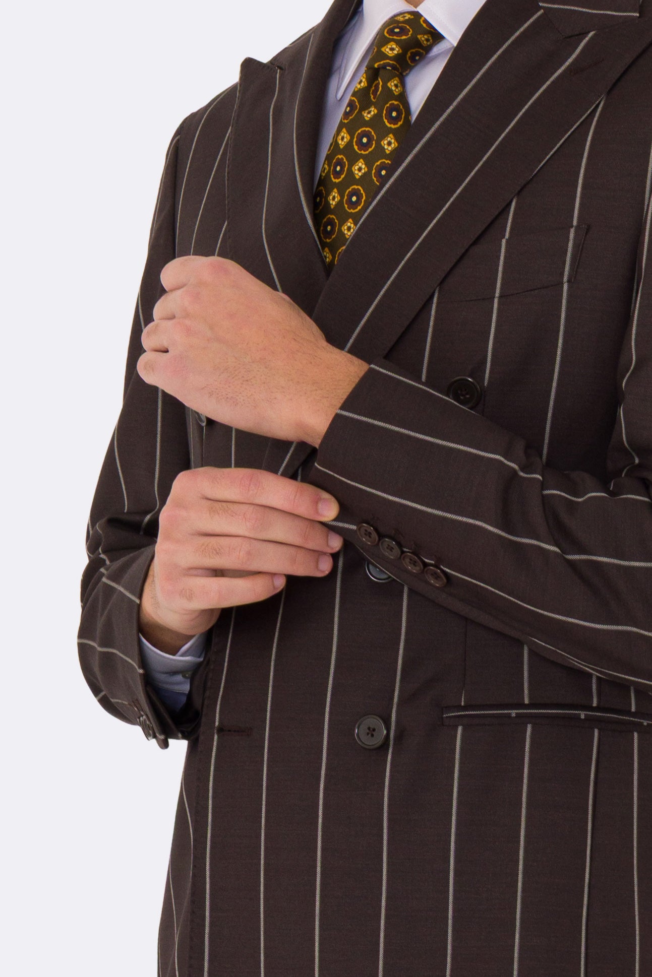 Abito uomo Doppiopetto marrone gessato bianco fresco lana super 150's Tessuti bristol napoli completamente sfoderato con Rever a lancia e tasche a filetto