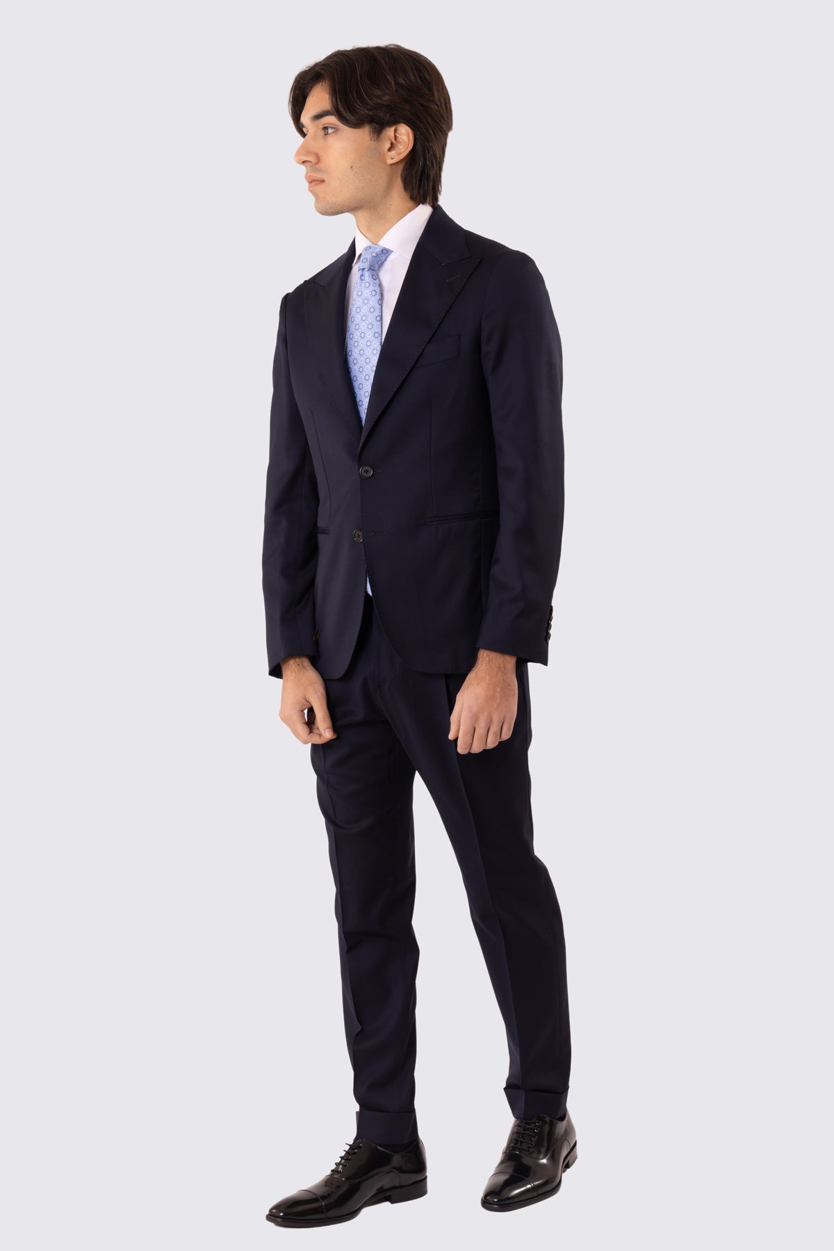 Abito uomo Monopetto blu notte fresco lana super 110's Tessuti in esclusiva Sartoria Carillo completamente sfoderato con Rever a lancia e tasche a filetto