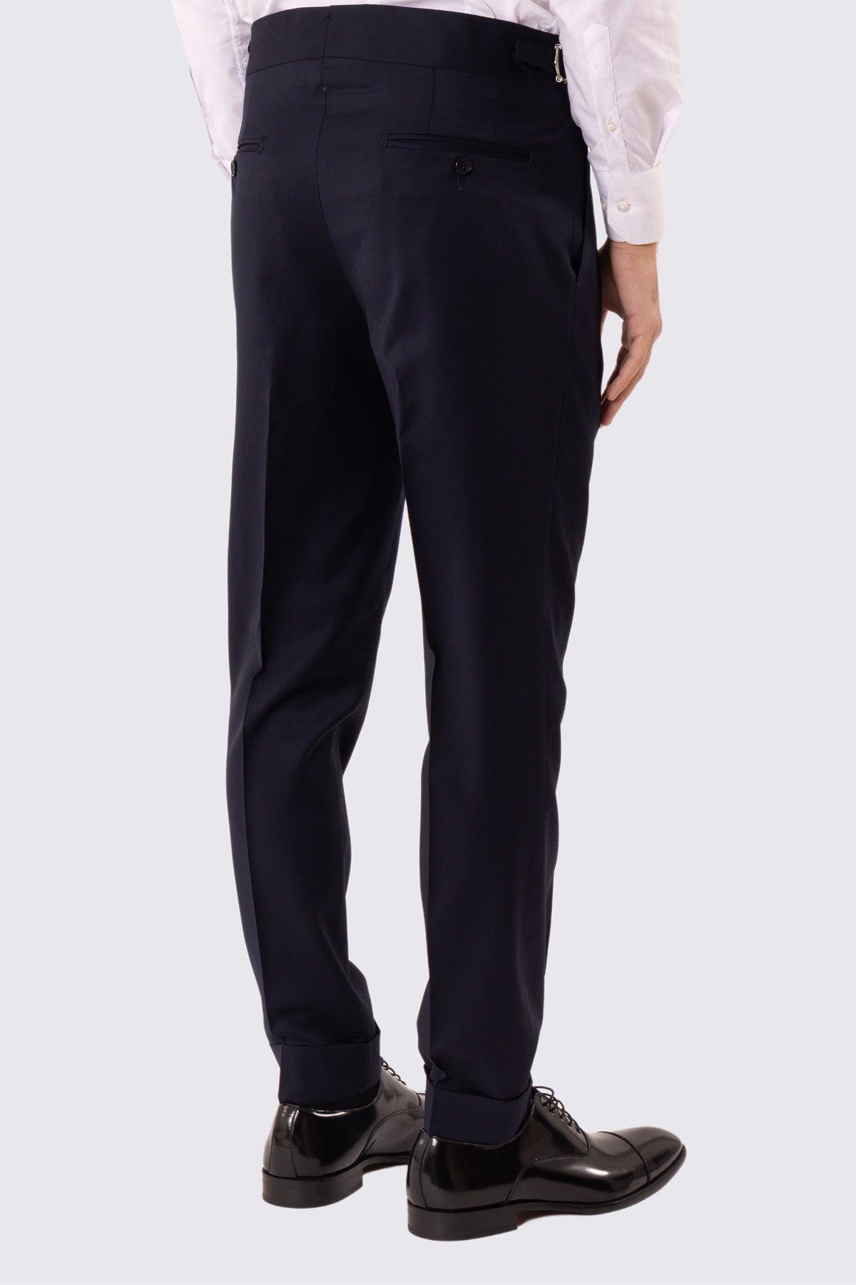 Abito uomo Monopetto blu notte fresco lana super 110's Tessuti in esclusiva Sartoria Carillo completamente sfoderato con Rever a lancia e tasche a filetto
