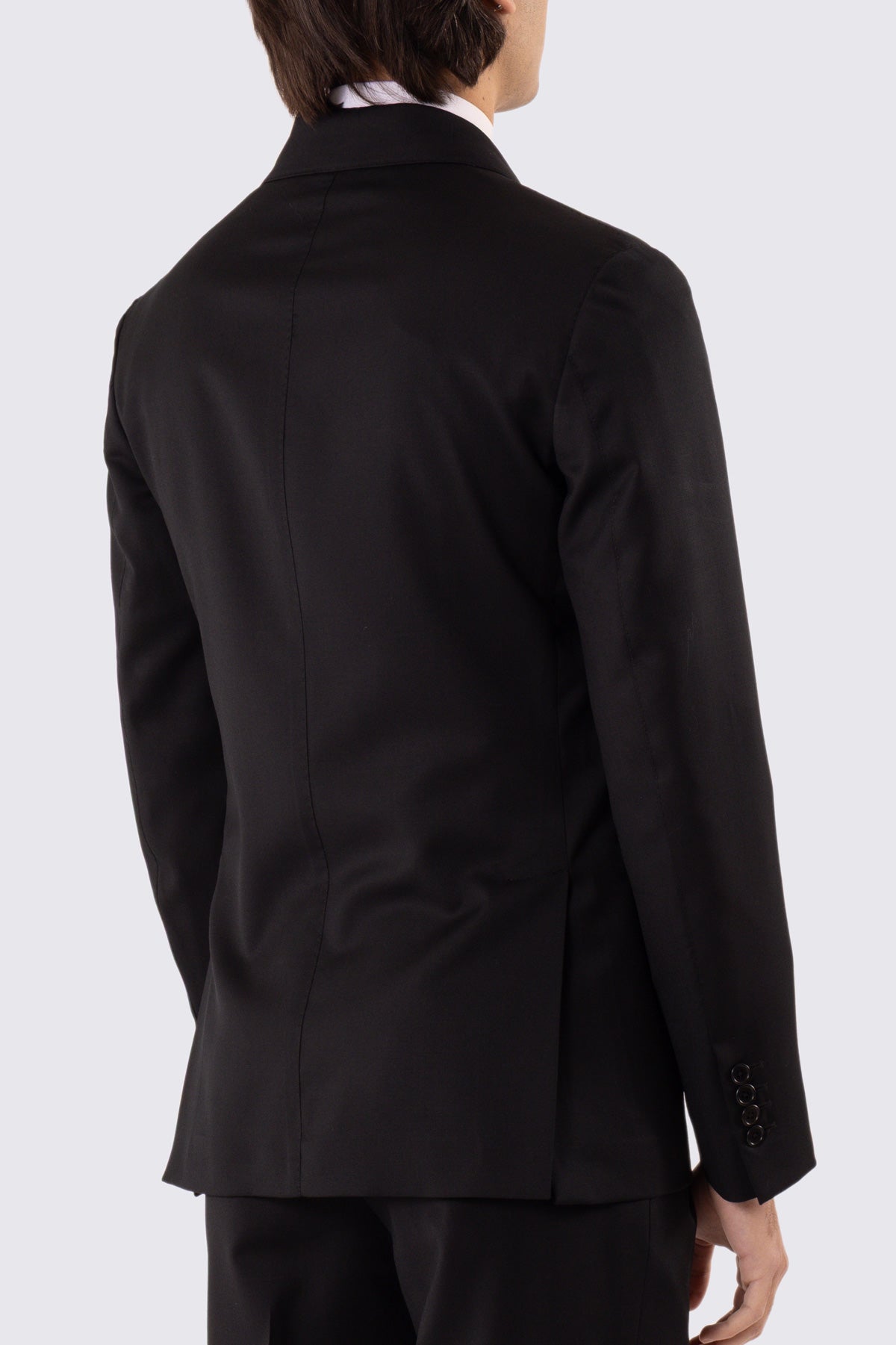 Abito uomo Monopetto nero fresco lana super 110's Tessuti in esclusiva Sartoria Carillo completamente sfoderato con Rever a lancia e tasche a filetto