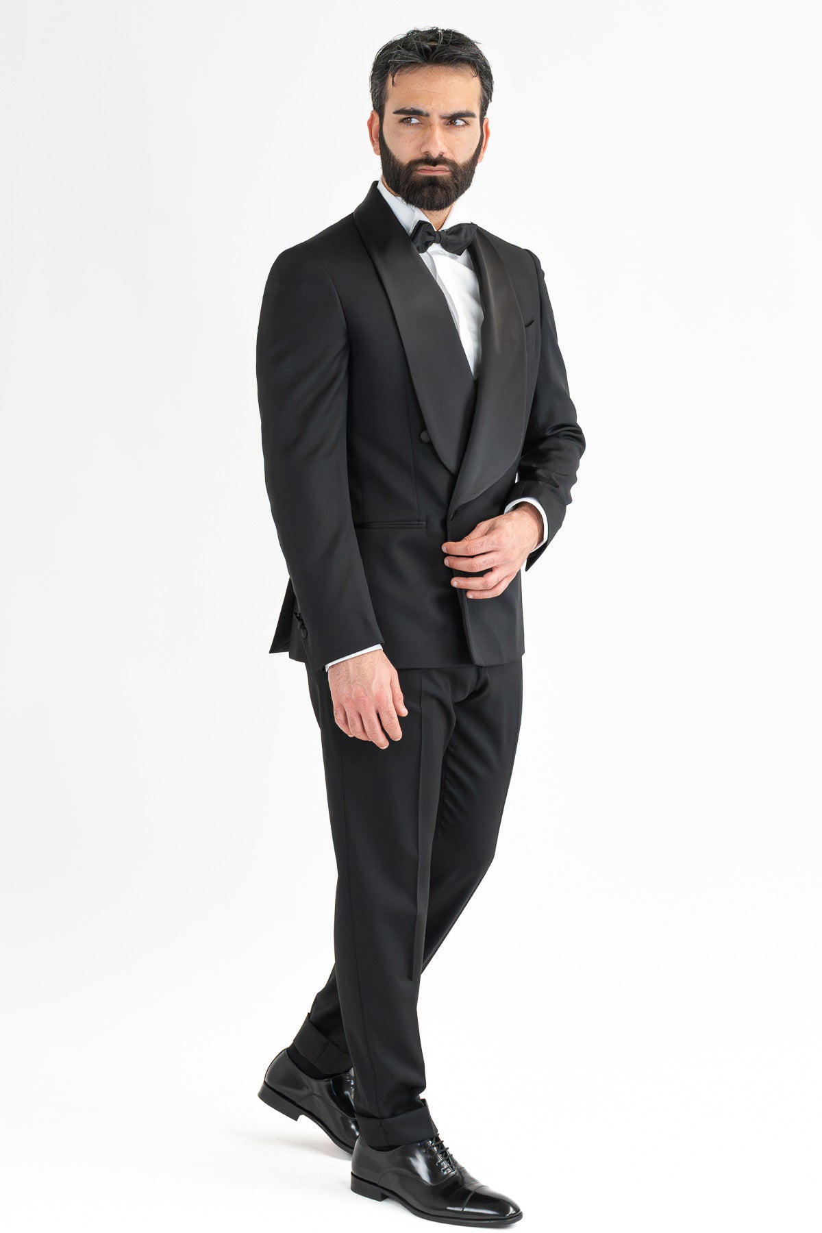 Abito smoking Doppiopetto nero da uomo in fresco lana super 130's Vitale Barberis Canonico con rever a scialle largo in raso con pantalone senza pinces