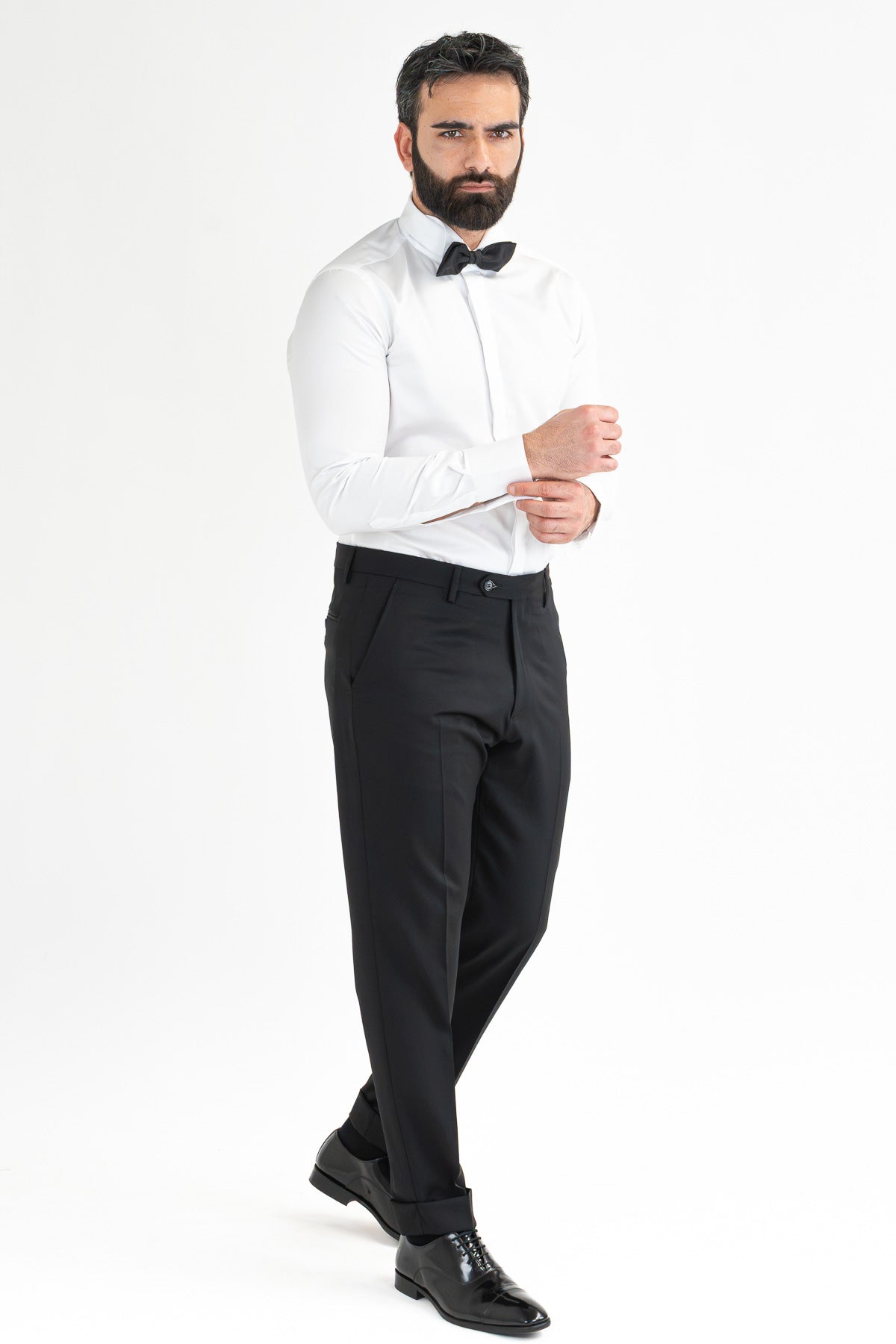 Abito smoking Doppiopetto nero da uomo in fresco lana super 130's Vitale Barberis Canonico con rever a scialle largo in raso con pantalone senza pinces