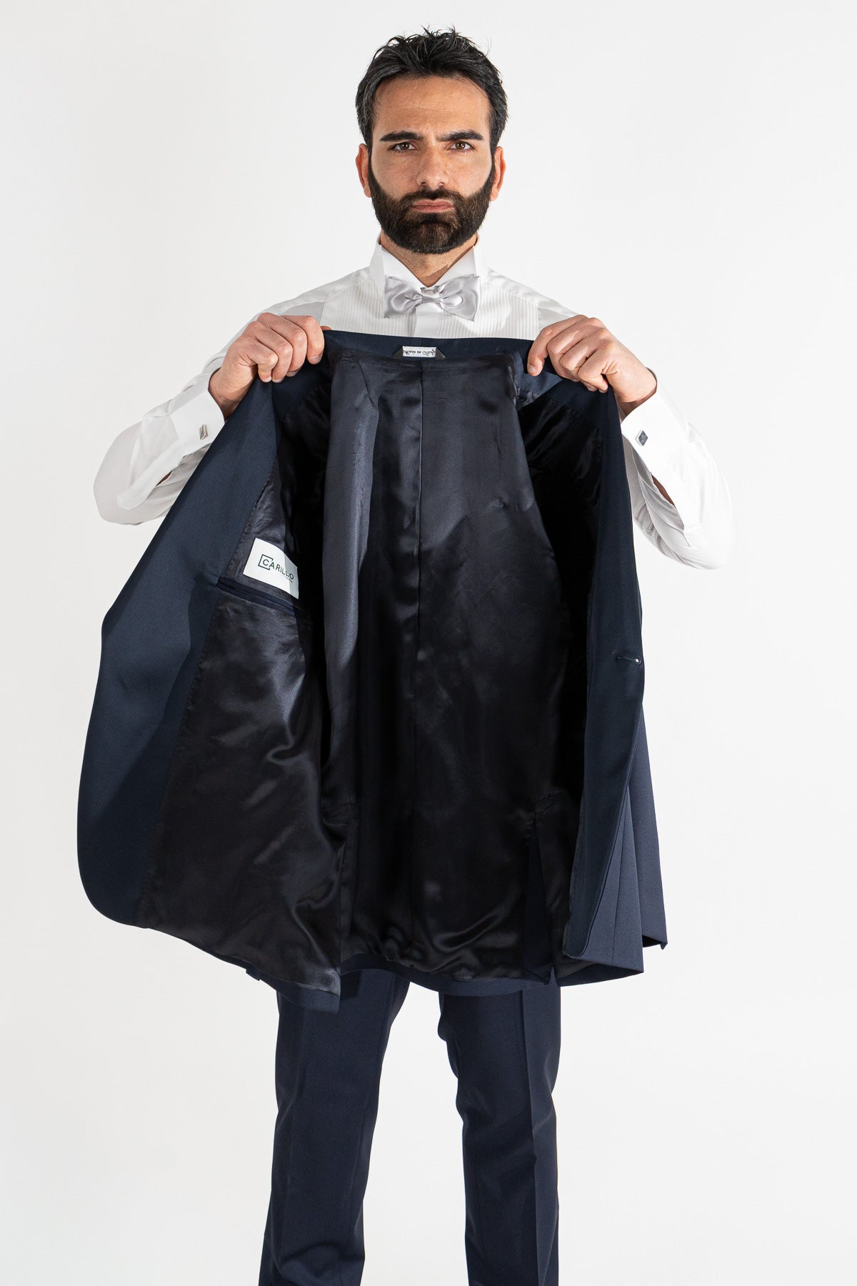 Abito smoking monopetto blu da uomo in fresco lana super 130's Vitale Barberis Canonico con rever a scialle largo in raso con pantalone senza pinces