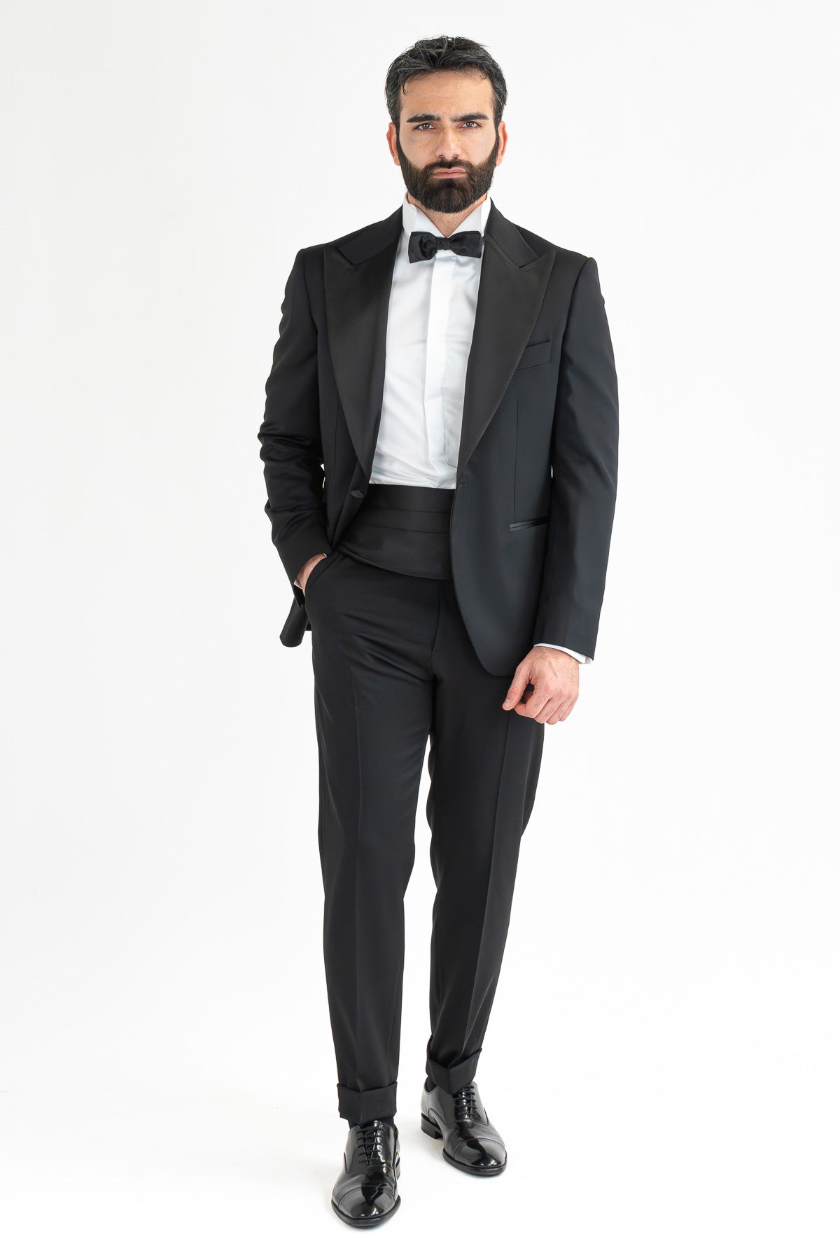 Abito smoking Monopetto nero da uomo in fresco lana super 130's Vitale Barberis Canonico con rever a lancia largo in raso con pantalone senza pinces
