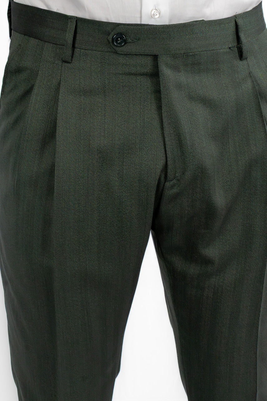 Abito spigato verde militare doppiopetto fresco lana TessutiVitale Barberis Canonico completamente sfoderato con Rever a lancia e tasche a filetto