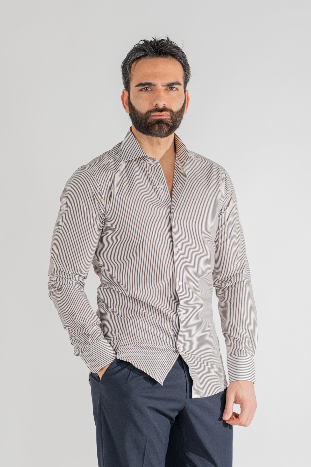 Camicia marrone a righe medie slim Fit uomo 100% cotone popeline collo semi francese Tessuti Twill