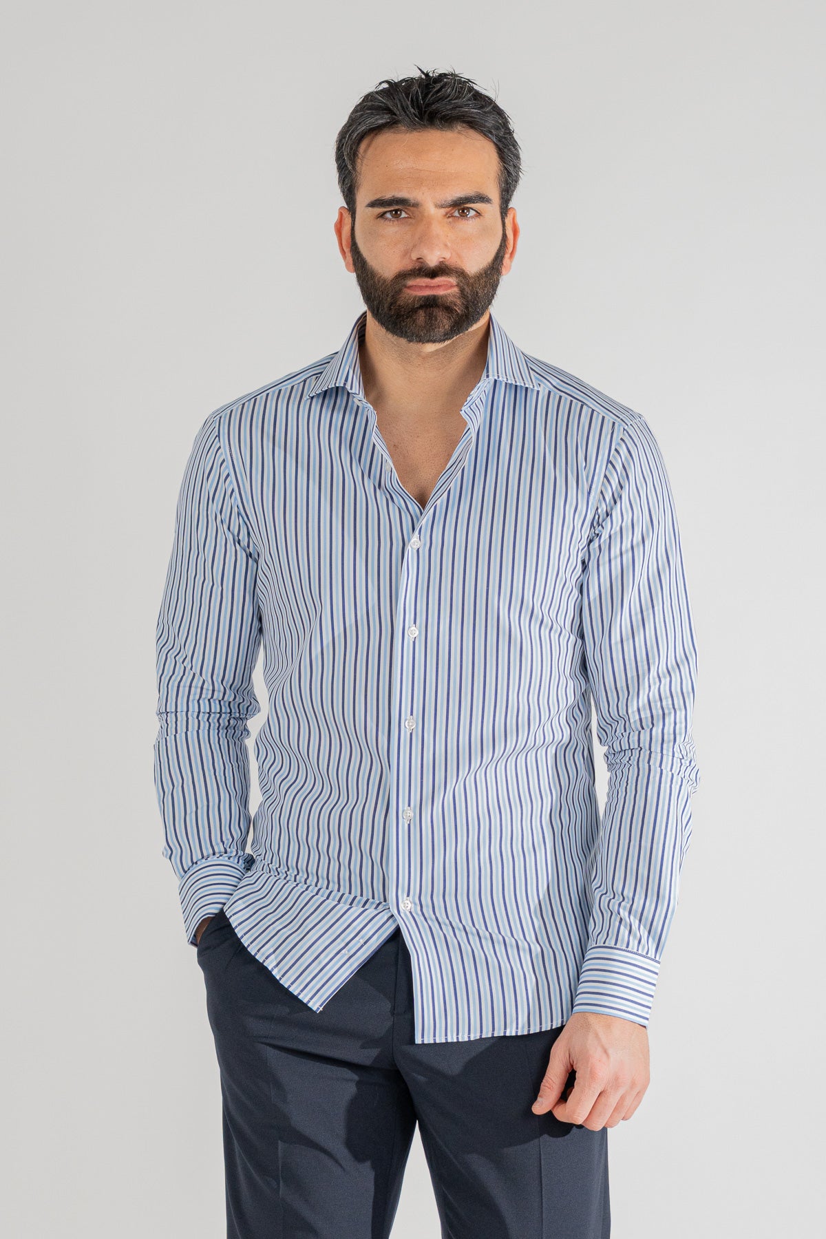 Camicia a righe blu e celesti Medie slim Fit uomo 100% cotone popeline collo semi francese Tessuti Twill