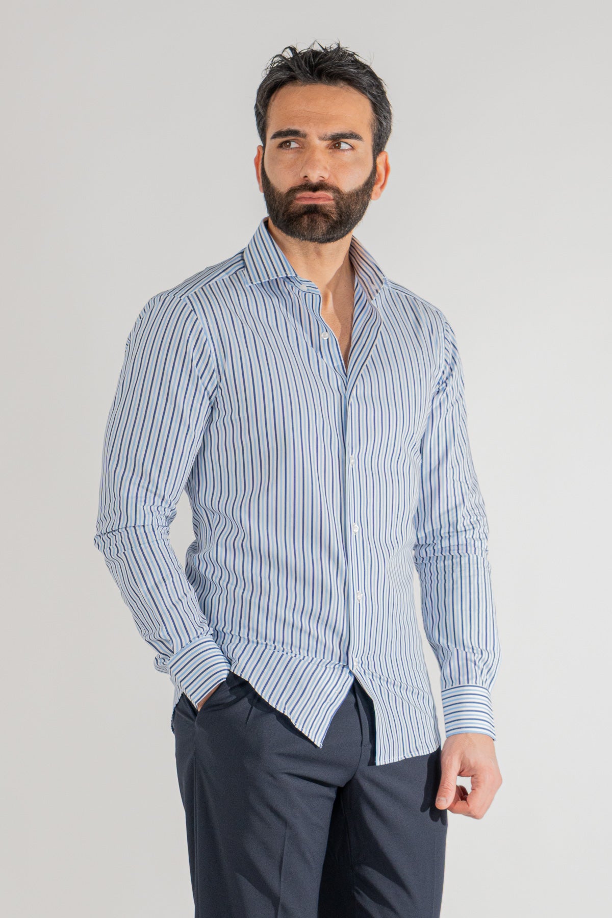 Camicia a righe blu e celesti Medie slim Fit uomo 100% cotone popeline collo semi francese Tessuti Twill