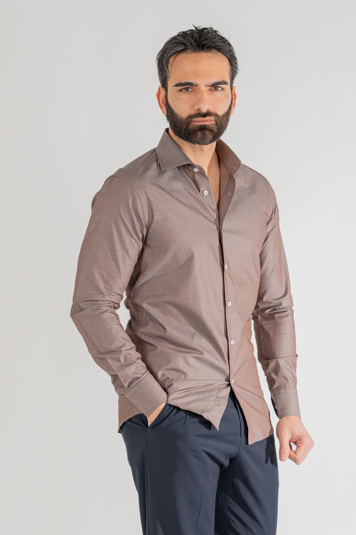 Camicia marrone effetto denim tinta unita slim Fit uomo 100% cotone popeline collo semi francese Tessuti Twill