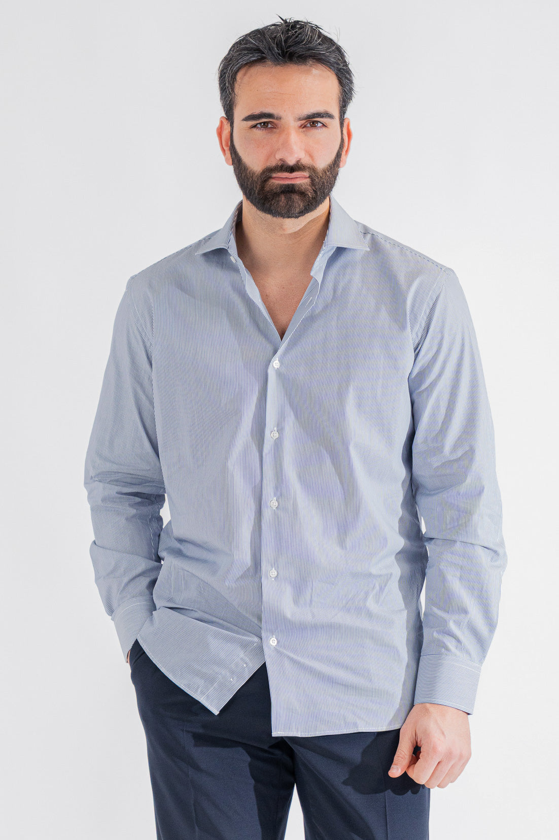 Camicia blu navy mille righe Regular Fit uomo 100% cotone popeline collo semi francese Tessuti Twill