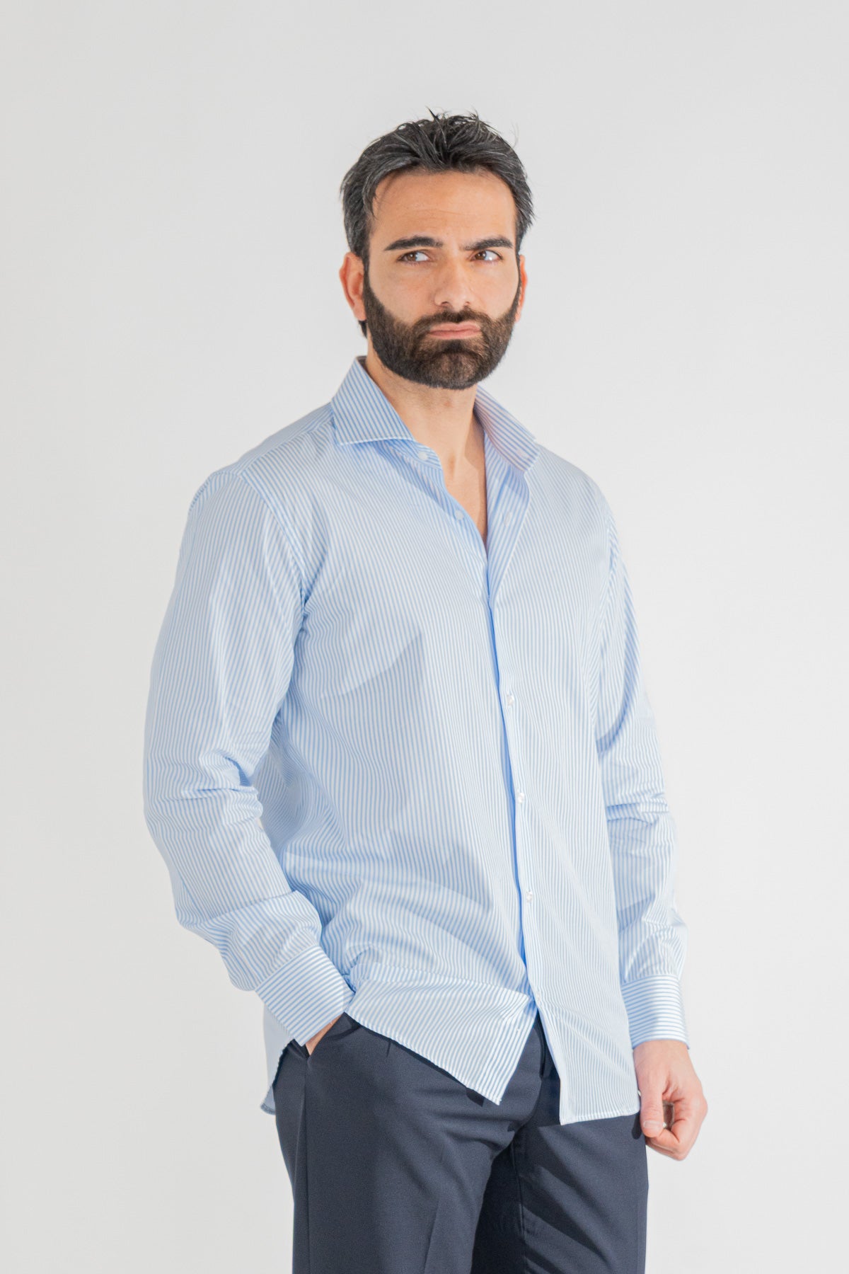 Camicia Uomo celeste a righe medie Regular Fit 100% cotone popeline collo semi francese Tessuti Twill