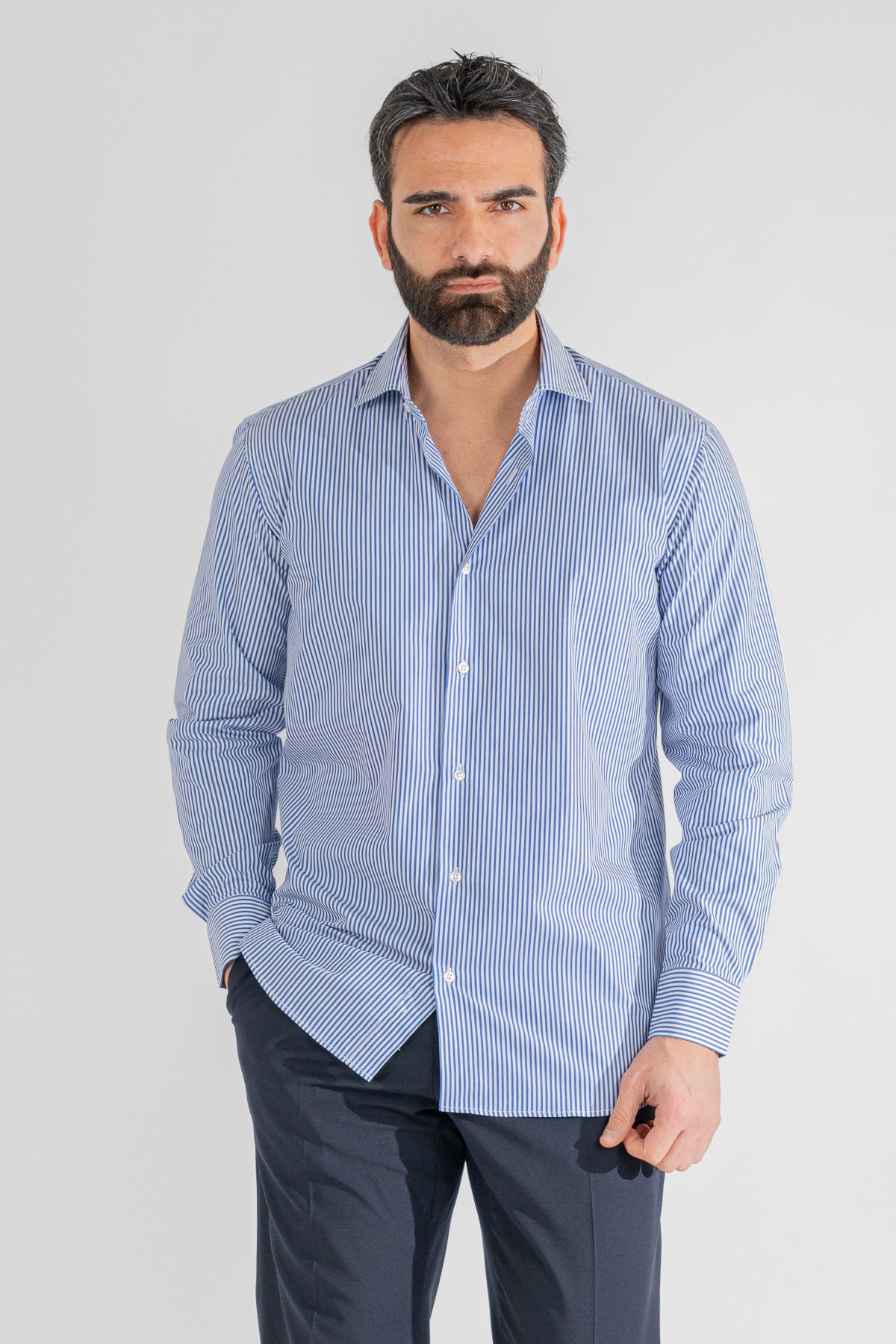 Camicia Uomo Royal blu a righe medie Regular Fit 100% cotone popeline collo semi francese Tessuti Twill