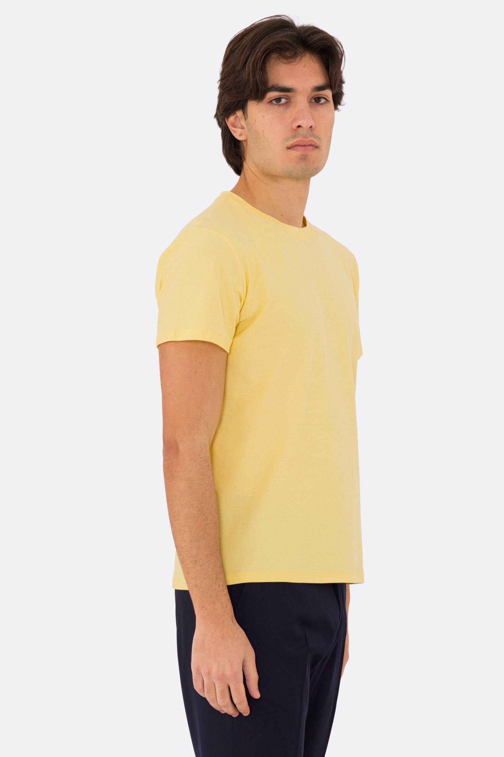 T-shirt da uomo Gialla in piquet 100% cotone mezza manica slim fit tinta unita Made In Italy