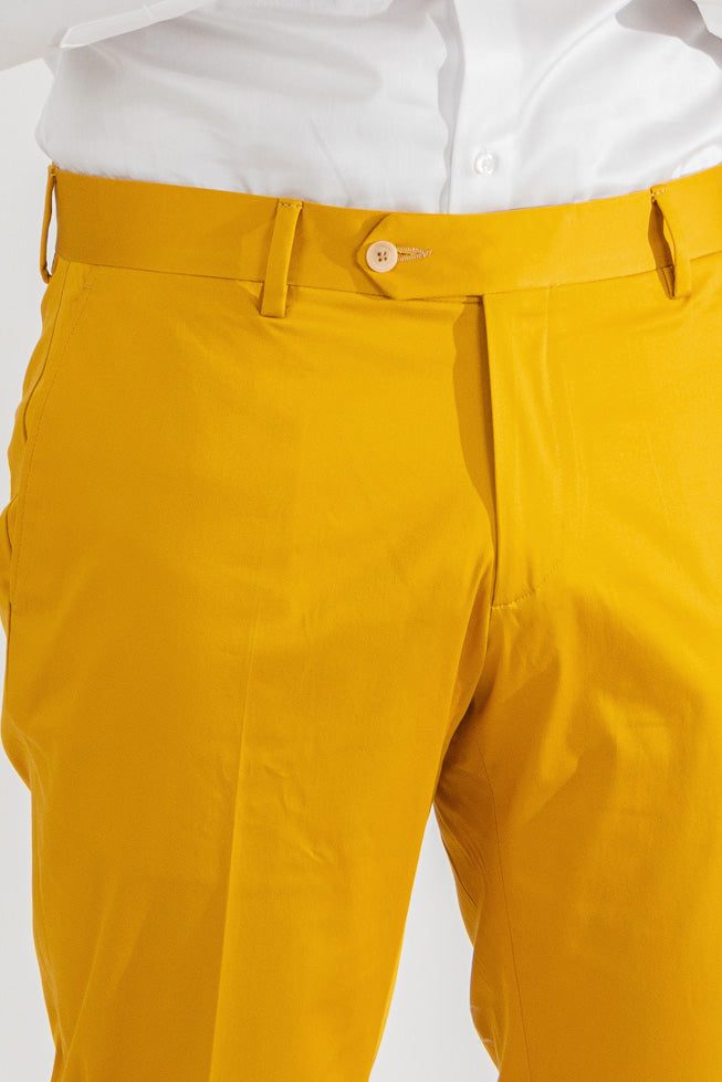 Pantalone uomo ocra senza pinces tasca america in cotone leggermente elastico risvolto 5cm made in italy
