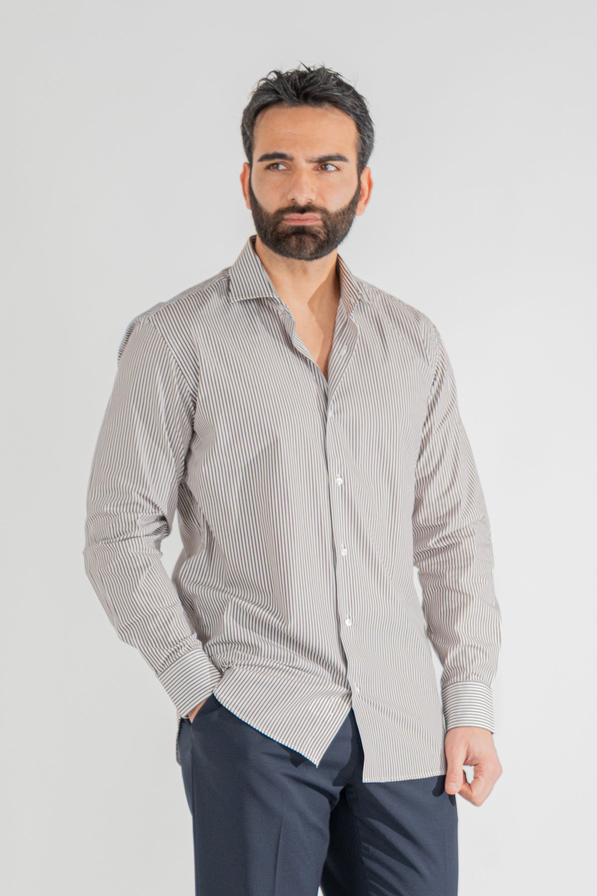 Camicia marrone a righe medie Regular Fit uomo 100% cotone popeline collo semi francese Tessuti Twill