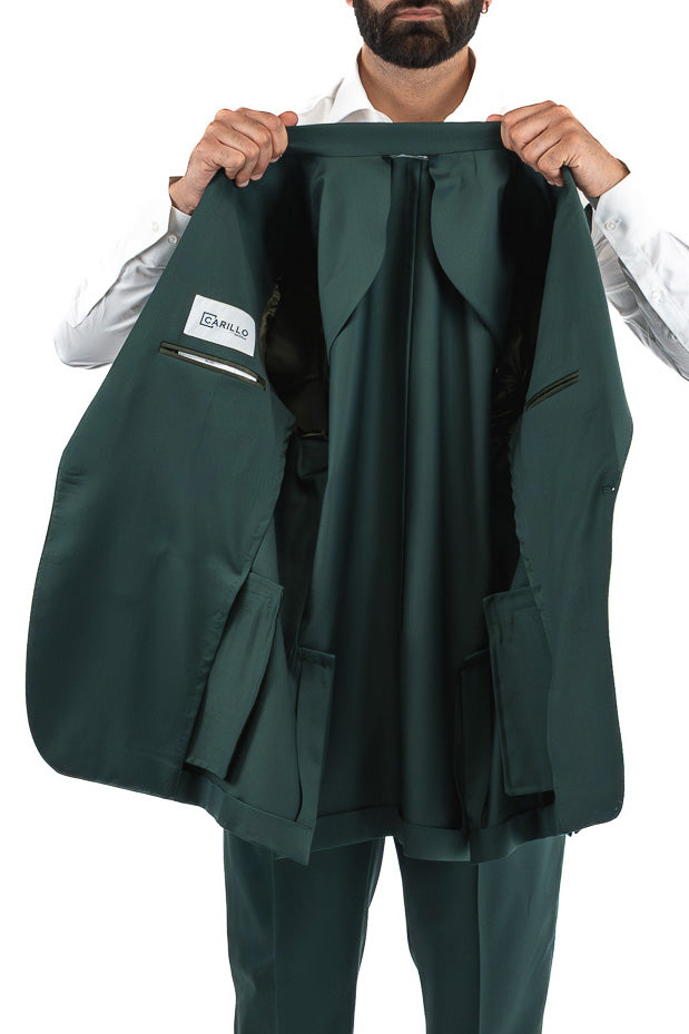Abito uomo Monopetto Verde bottiglia fresco lana super 110's Tessuti in esclusiva Sartoria Carillo completamente sfoderato con Rever a lancia e tasche a filetto