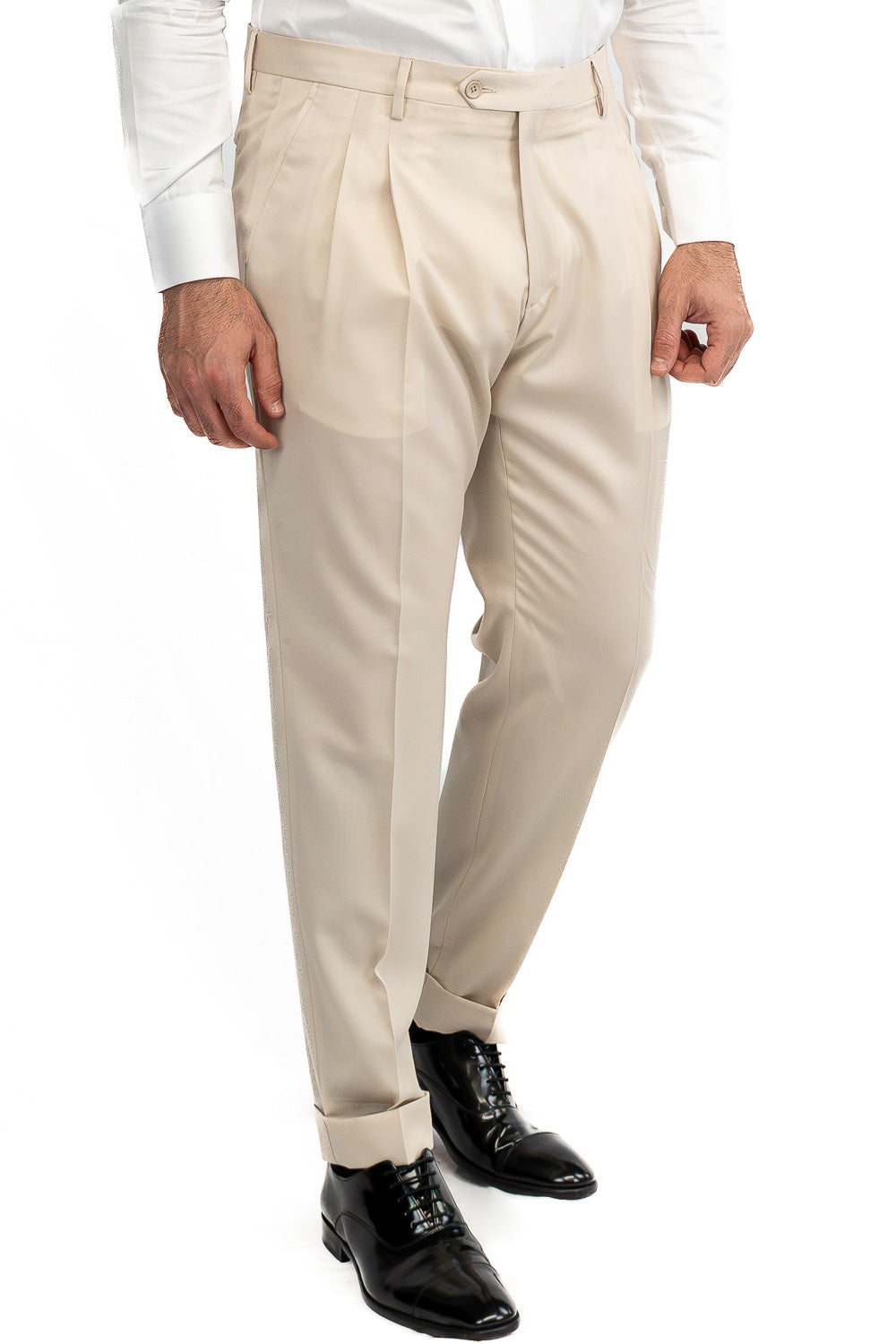 Abito uomo Doppiopetto beige fresco lana super 110's Tessuti in esclusiva Sartoria Carillo completamente sfoderato con Rever a lancia e tasche a filetto