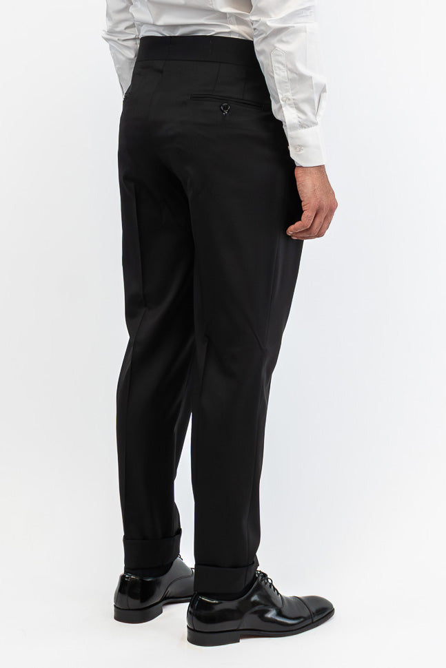 Abito nero monopetto uomo fresco lana super 130's  TessutiVitale Barberis Canonico completamente sfoderato con Rever a lancia e tasche a filetto